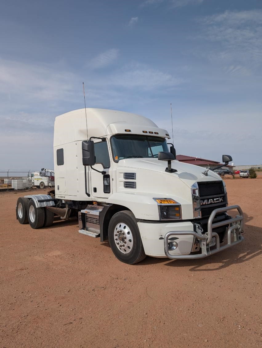 2019 MACK ANTHEM 64T - image 3 of 6