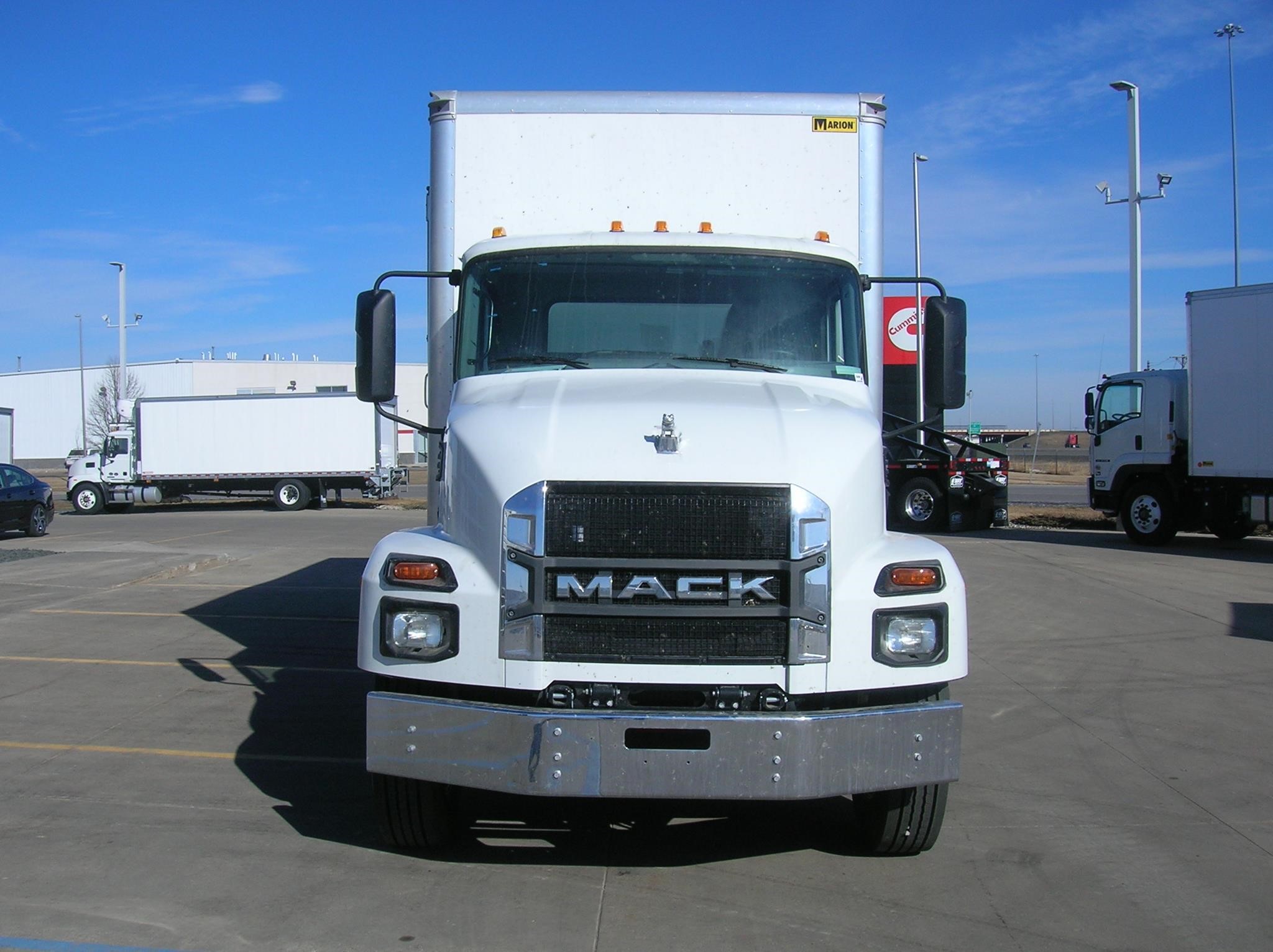 2024 MACK MD6 - image 2 of 6