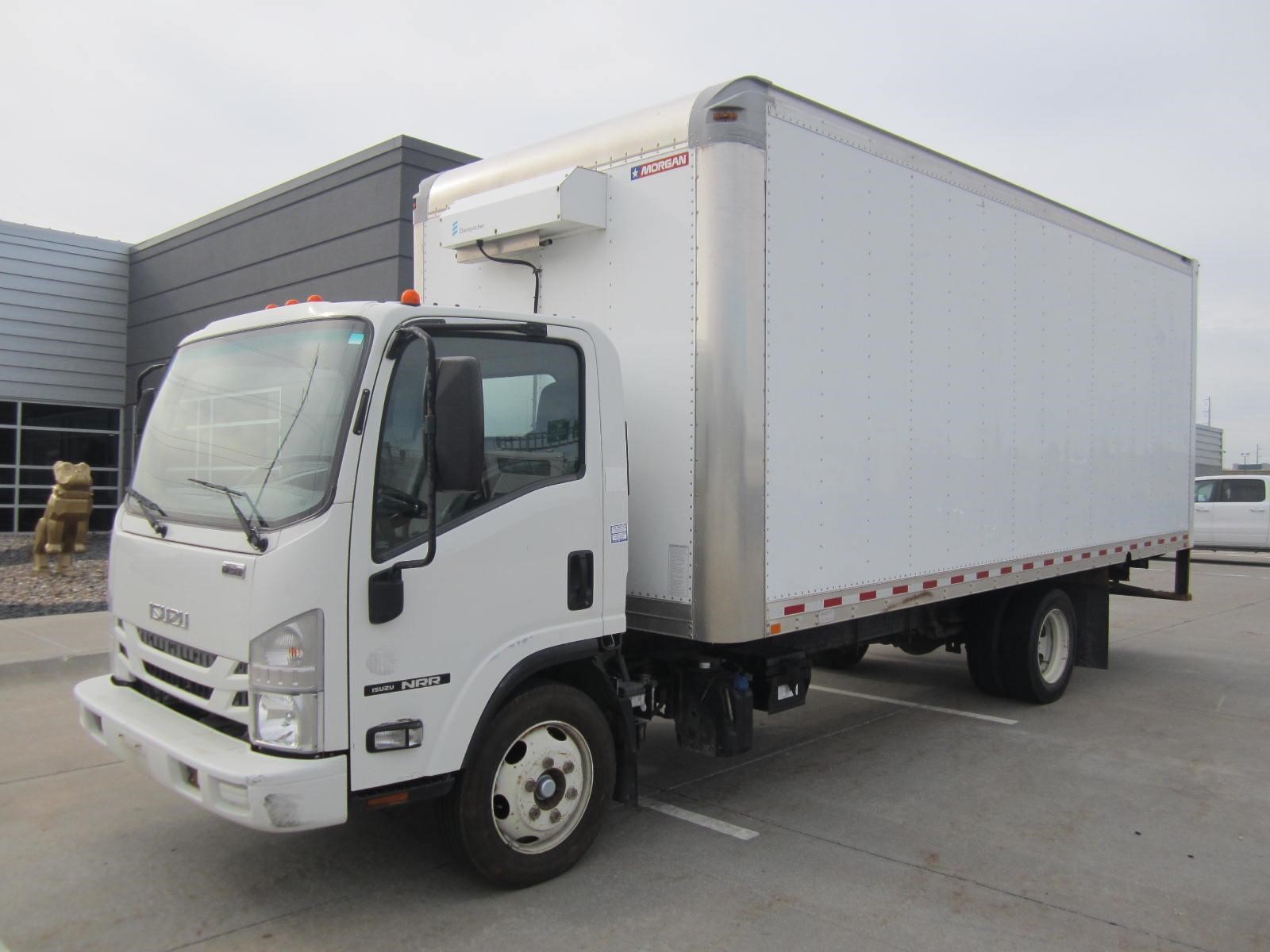 2019 ISUZU NRR - image 1 of 6