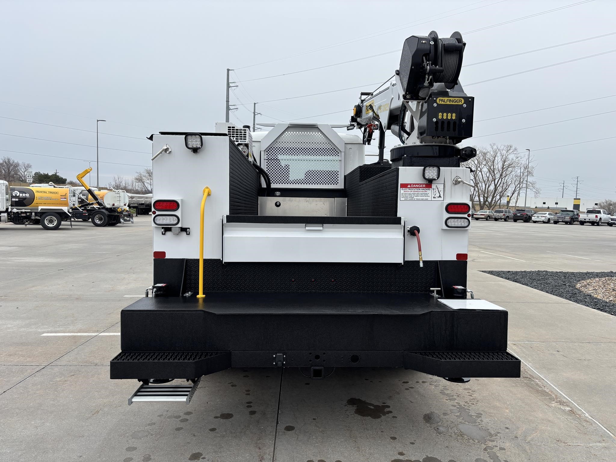 2026 MACK MD7 - image 4 of 6