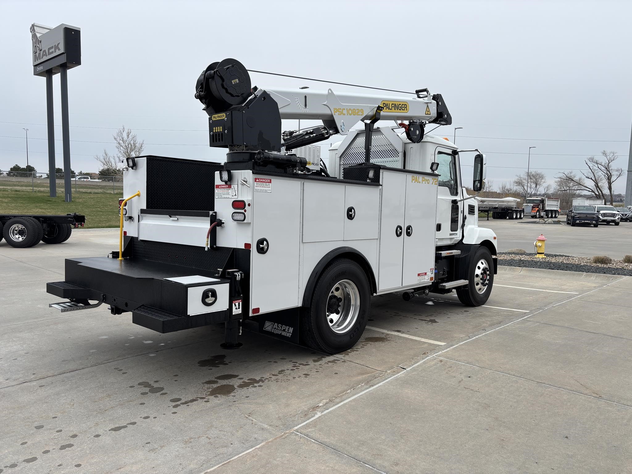 2026 MACK MD7 - image 5 of 6