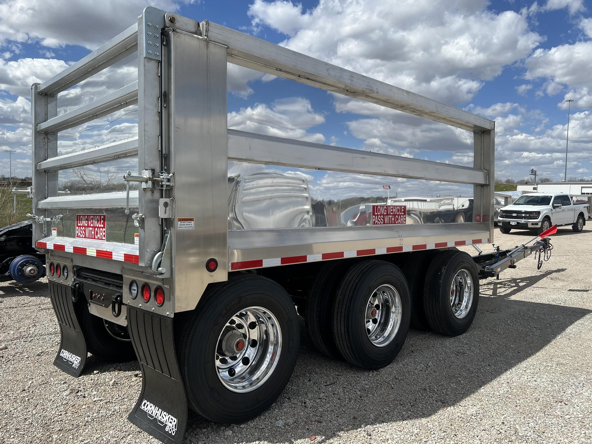 2026 CORNHUSKER 800R - image 5 of 6