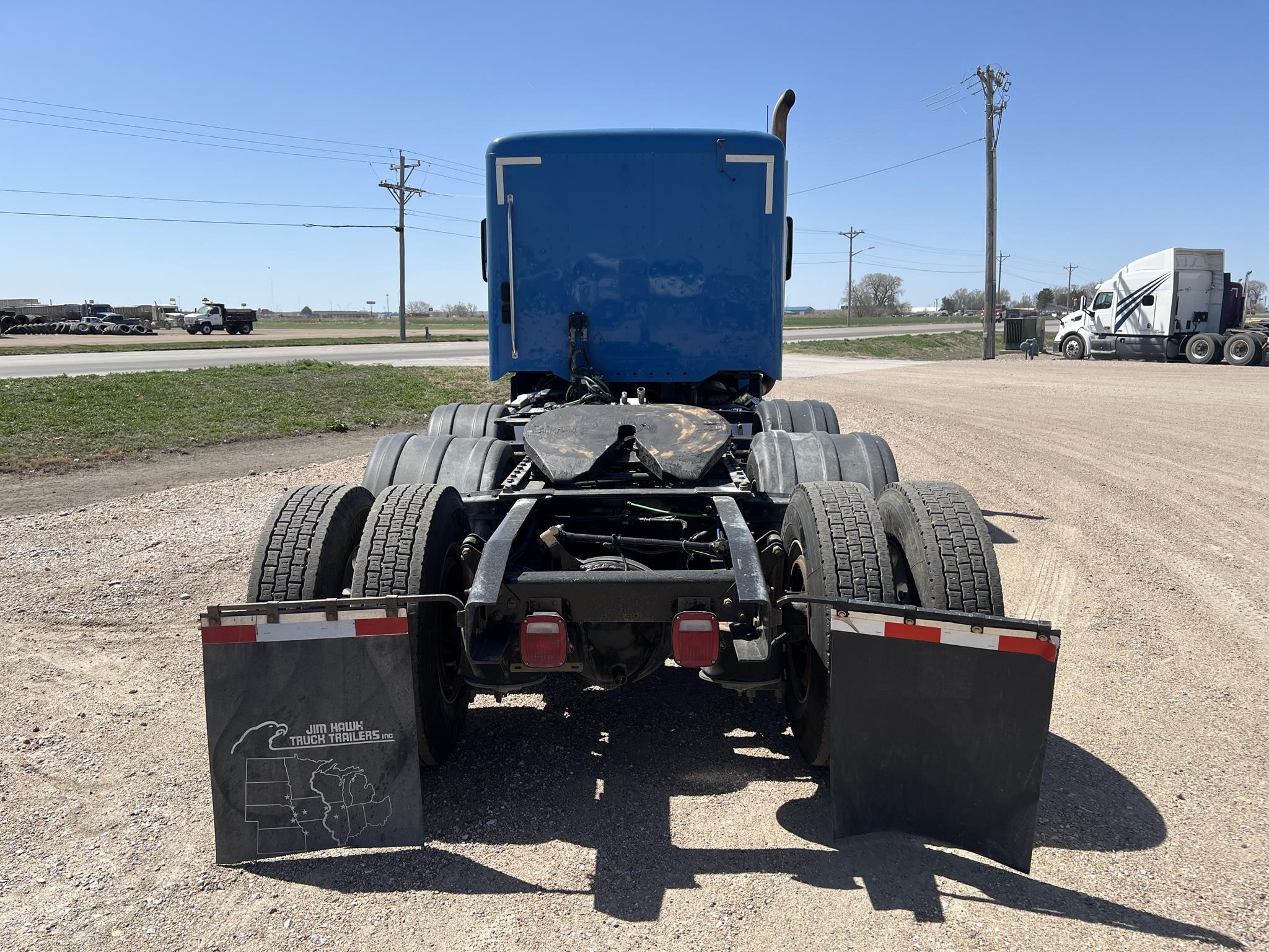 2020 FREIGHTLINER 122SD - image 4 of 6