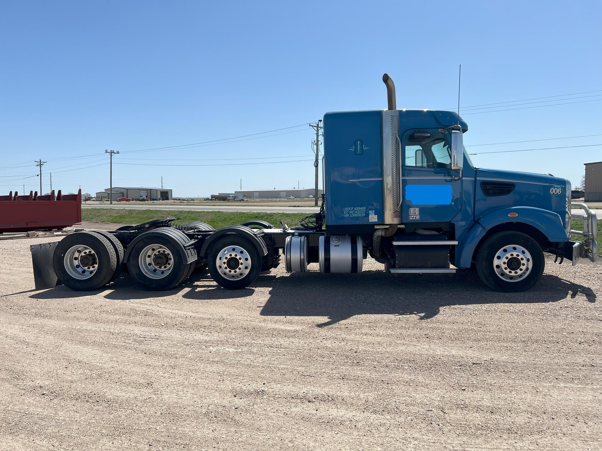 2020 FREIGHTLINER 122SD - image 6 of 6