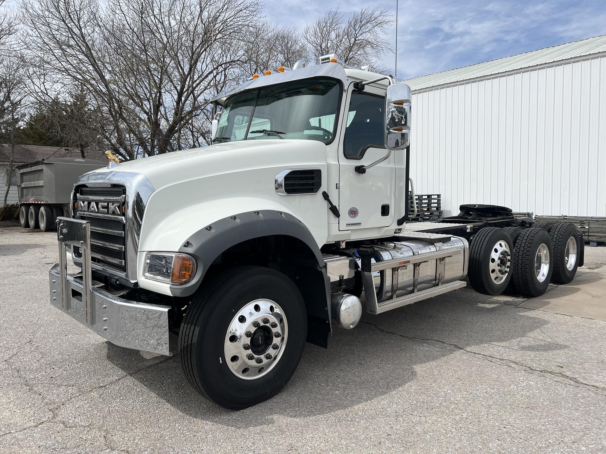2026 MACK GRANITE 84FT - image 1 of 6