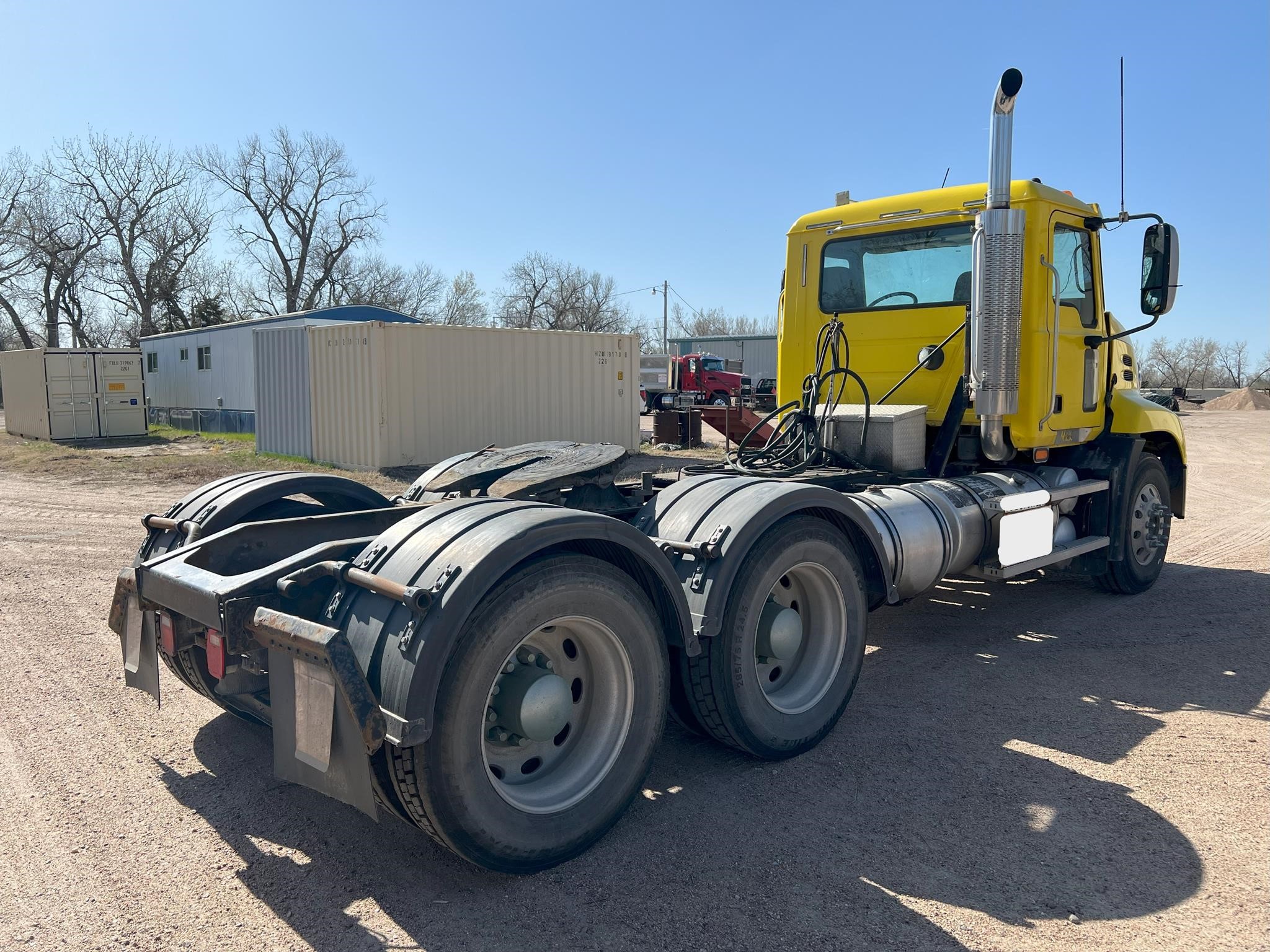 2006 MACK VISION CXN613 - image 5 of 6