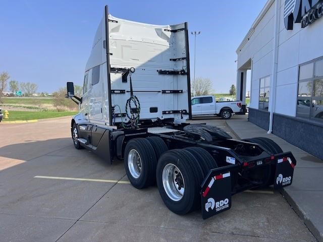 2026 VOLVO VNL64T640 - image 6 of 6