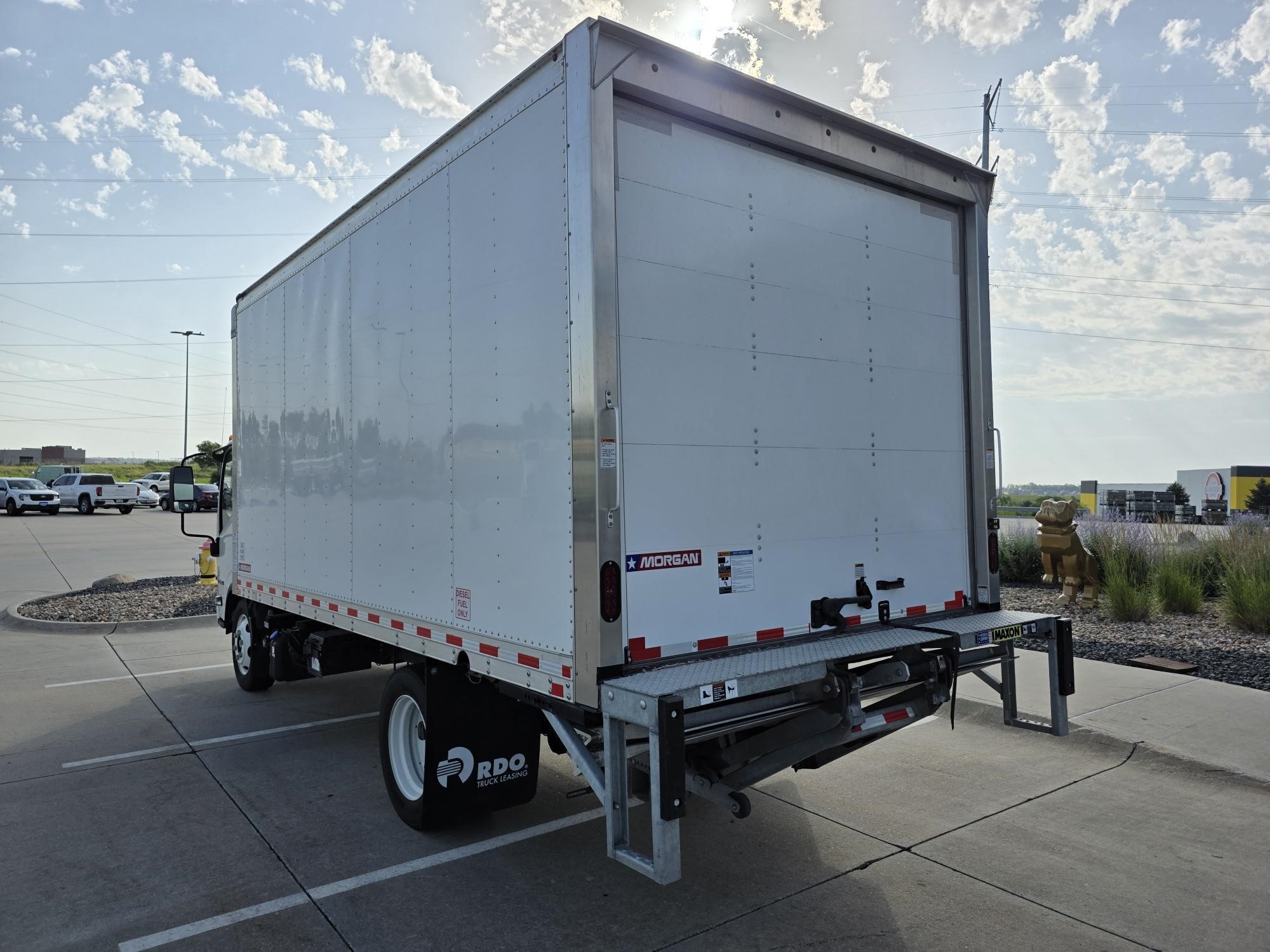 2024 ISUZU NPR XD - image 3 of 6