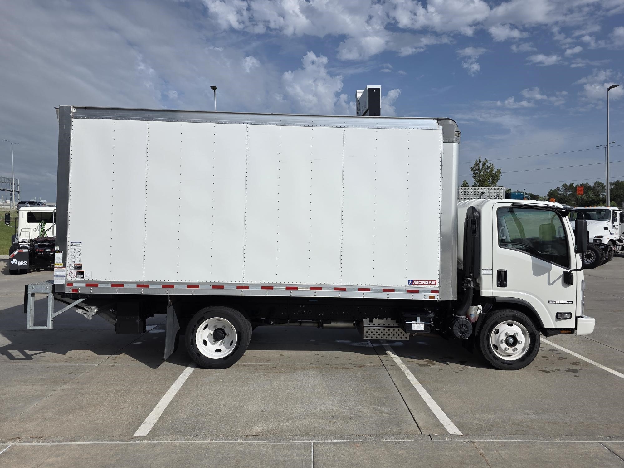 2024 ISUZU NPR HD - image 6 of 6