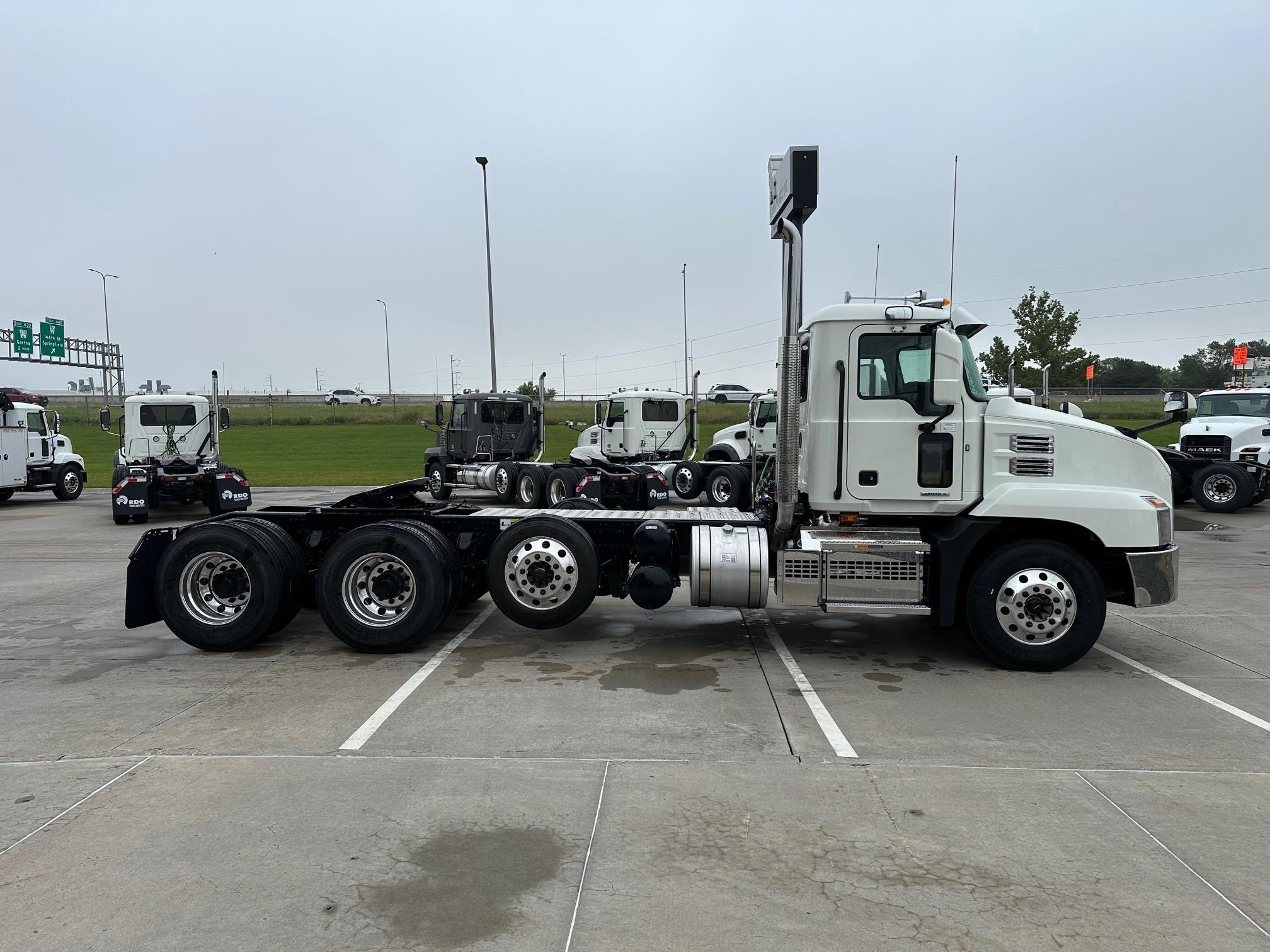 2026 MACK ANTHEM 84T - image 6 of 6
