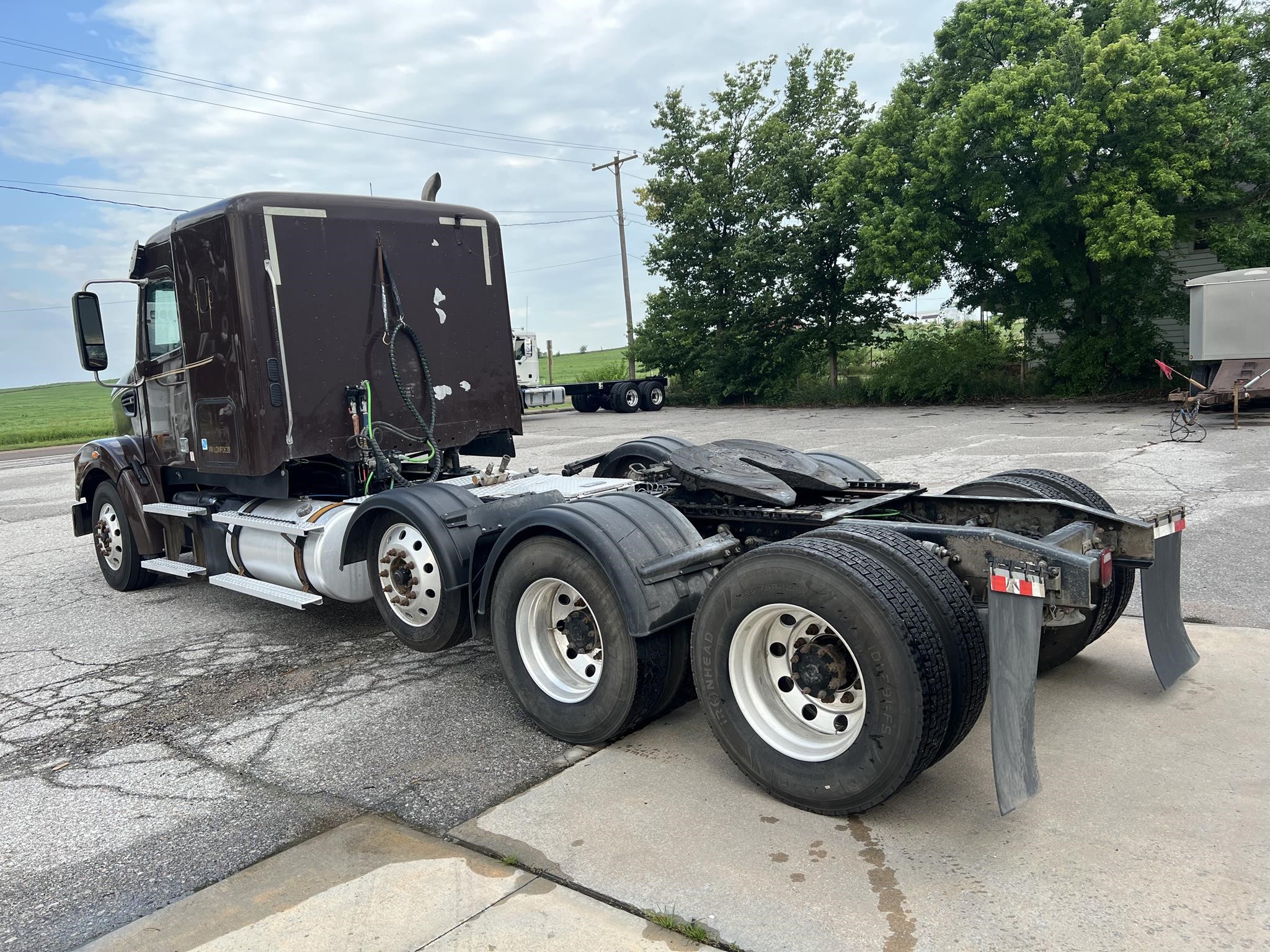 2020 FREIGHTLINER 122SD - image 3 of 6