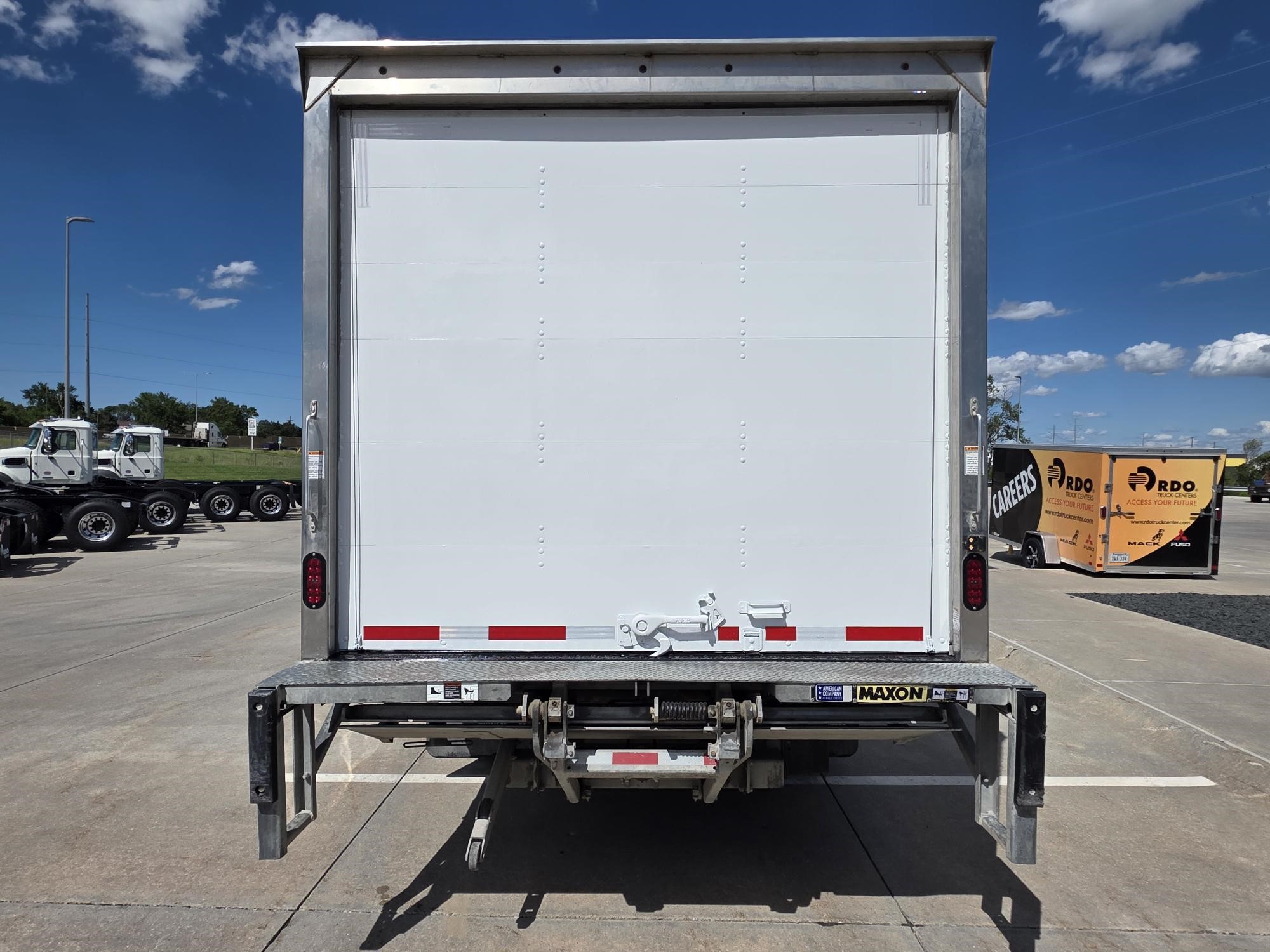 2024 HINO S4 - image 4 of 6