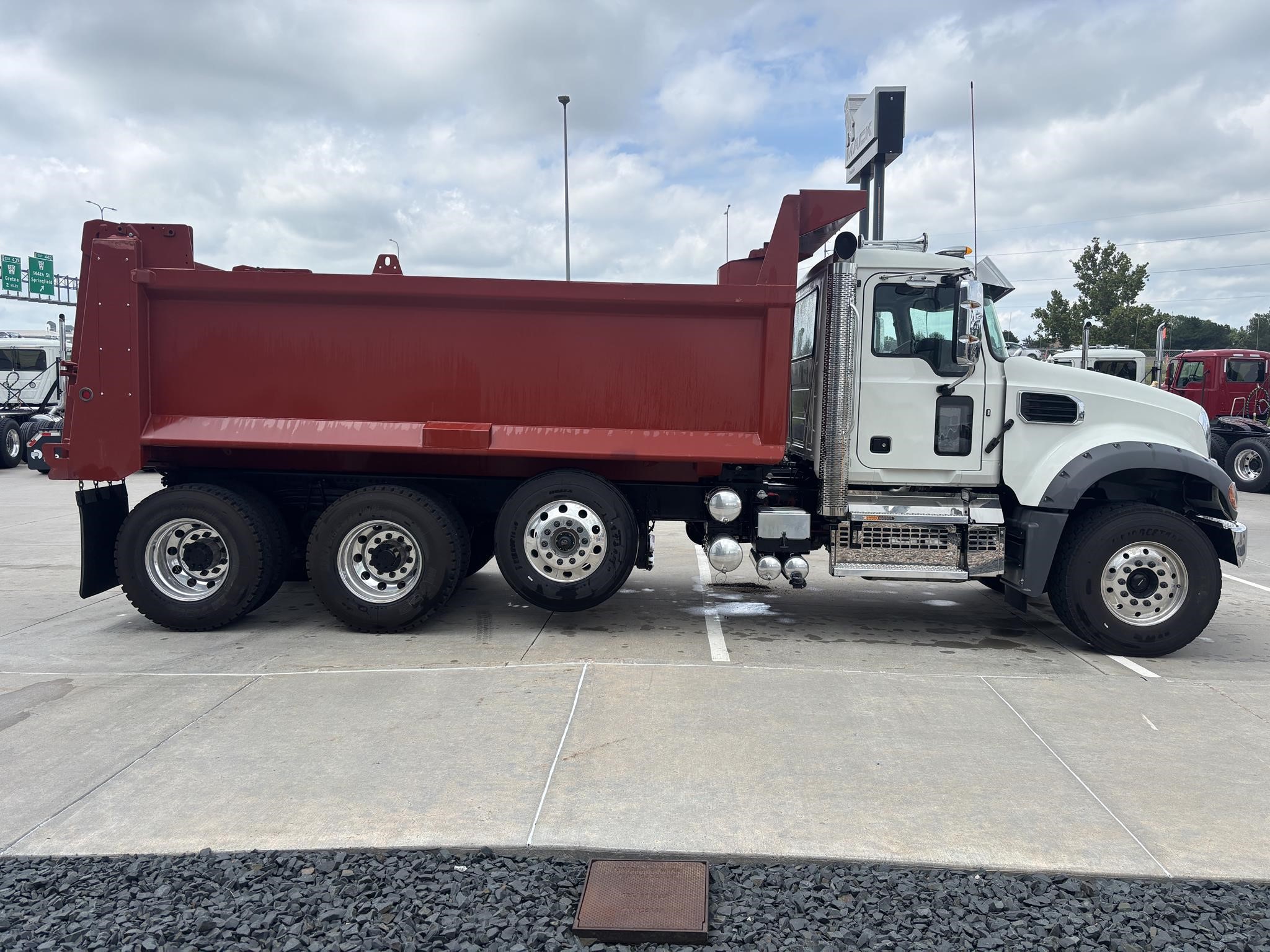 2026 MACK GRANITE 84FR - image 6 of 6