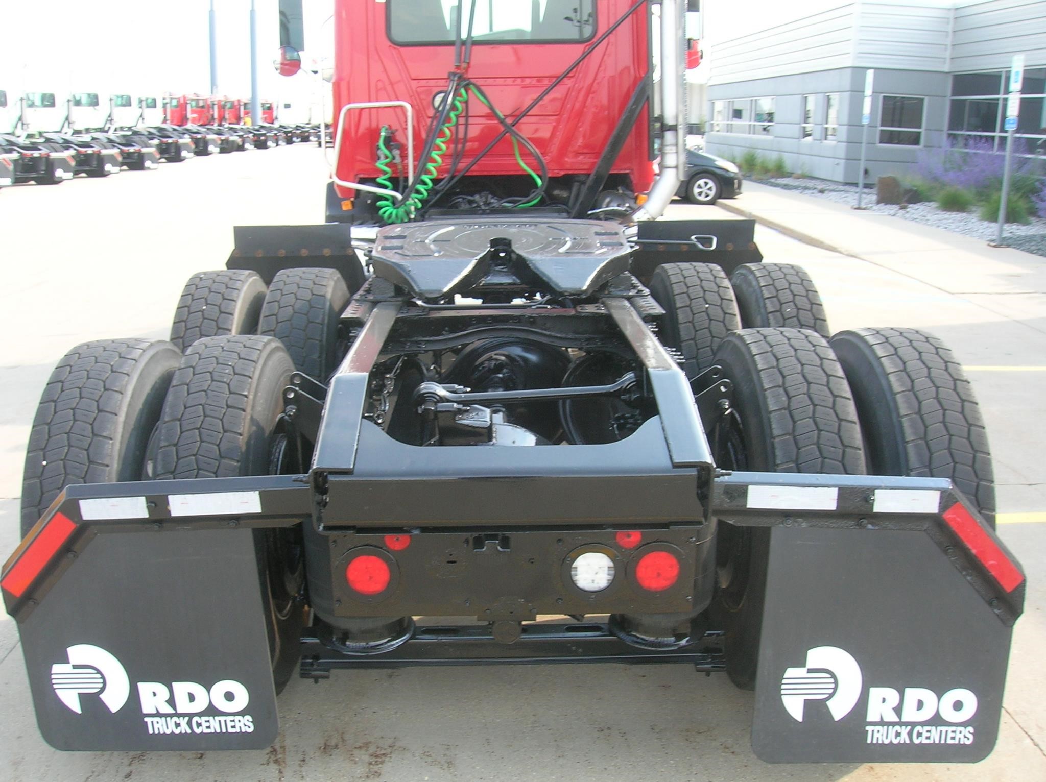 2018 MACK PINNACLE CXU613 - image 6 of 6