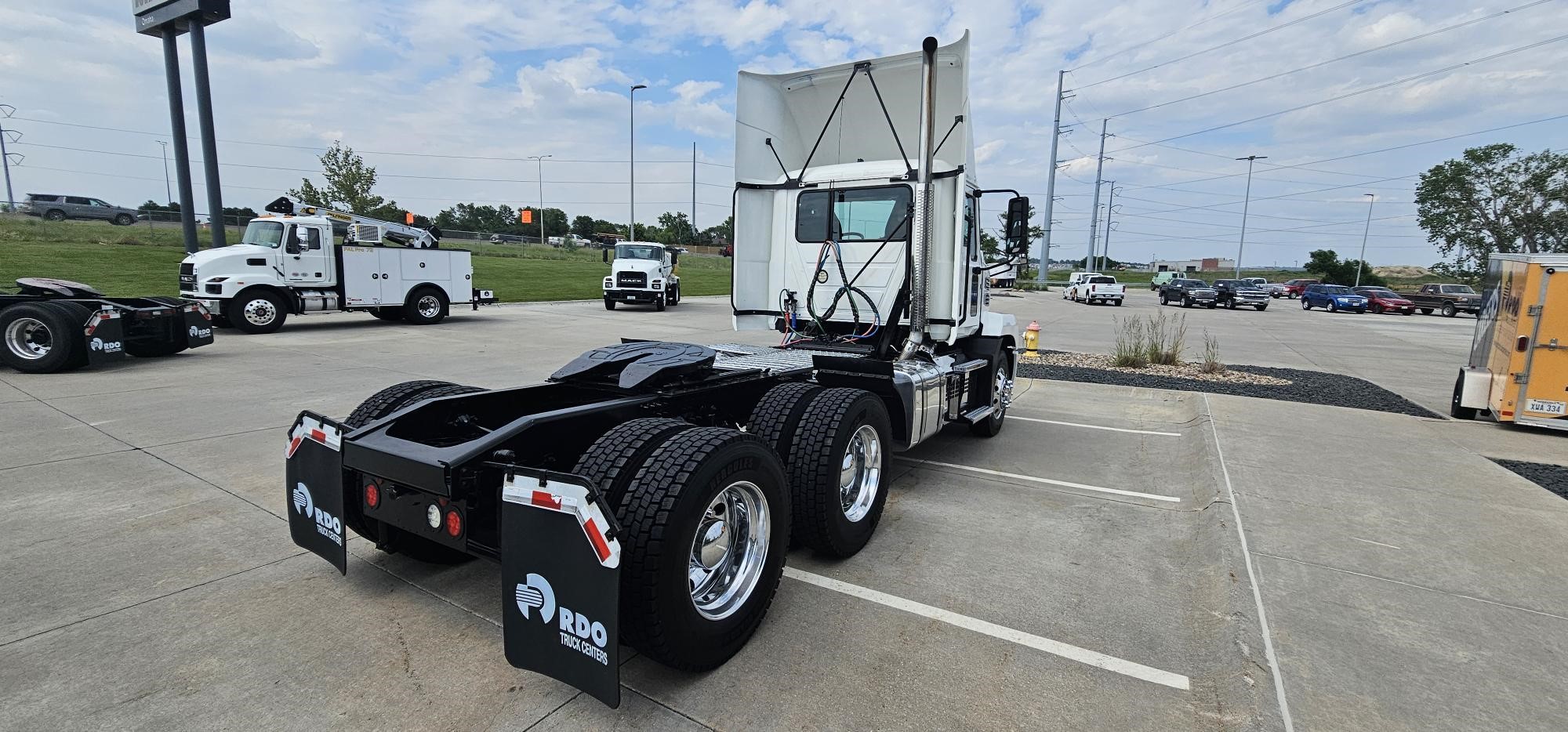 2021 MACK ANTHEM 64T - image 5 of 6