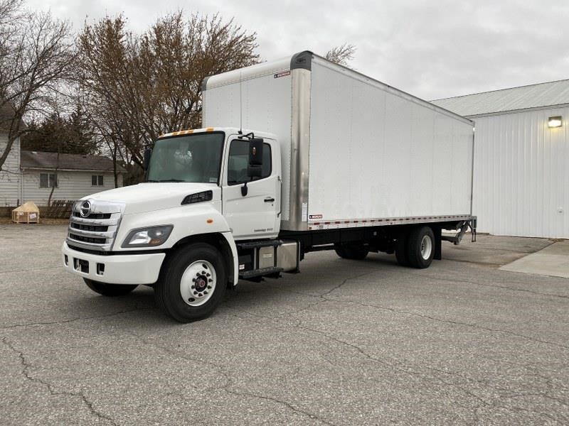2020 HINO 268A - image 1 of 6