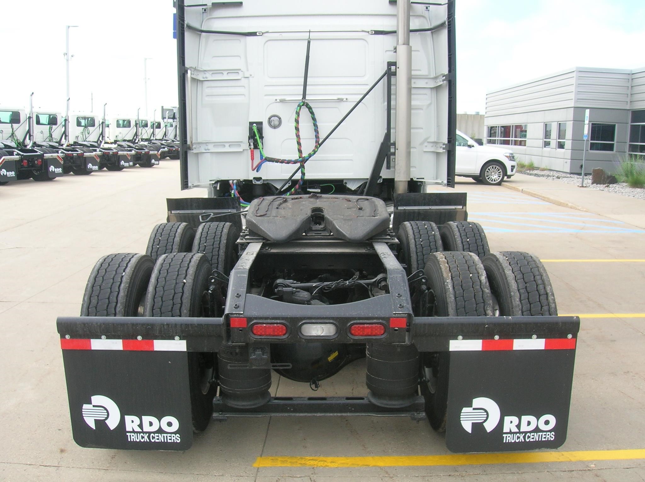 2026 VOLVO VNL64T760 - image 6 of 6
