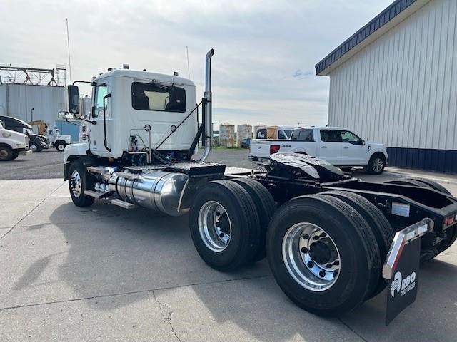 2026 MACK ANTHEM 64T - image 3 of 6
