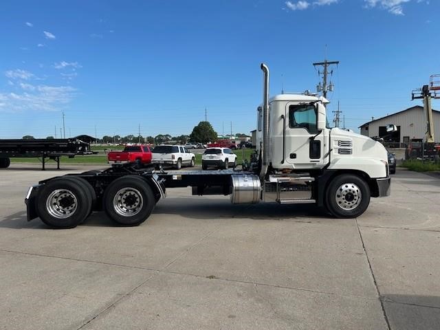 2026 MACK ANTHEM 64T - image 5 of 6
