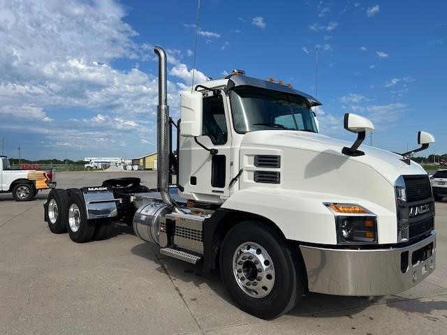 2026 MACK ANTHEM 64T - image 6 of 6