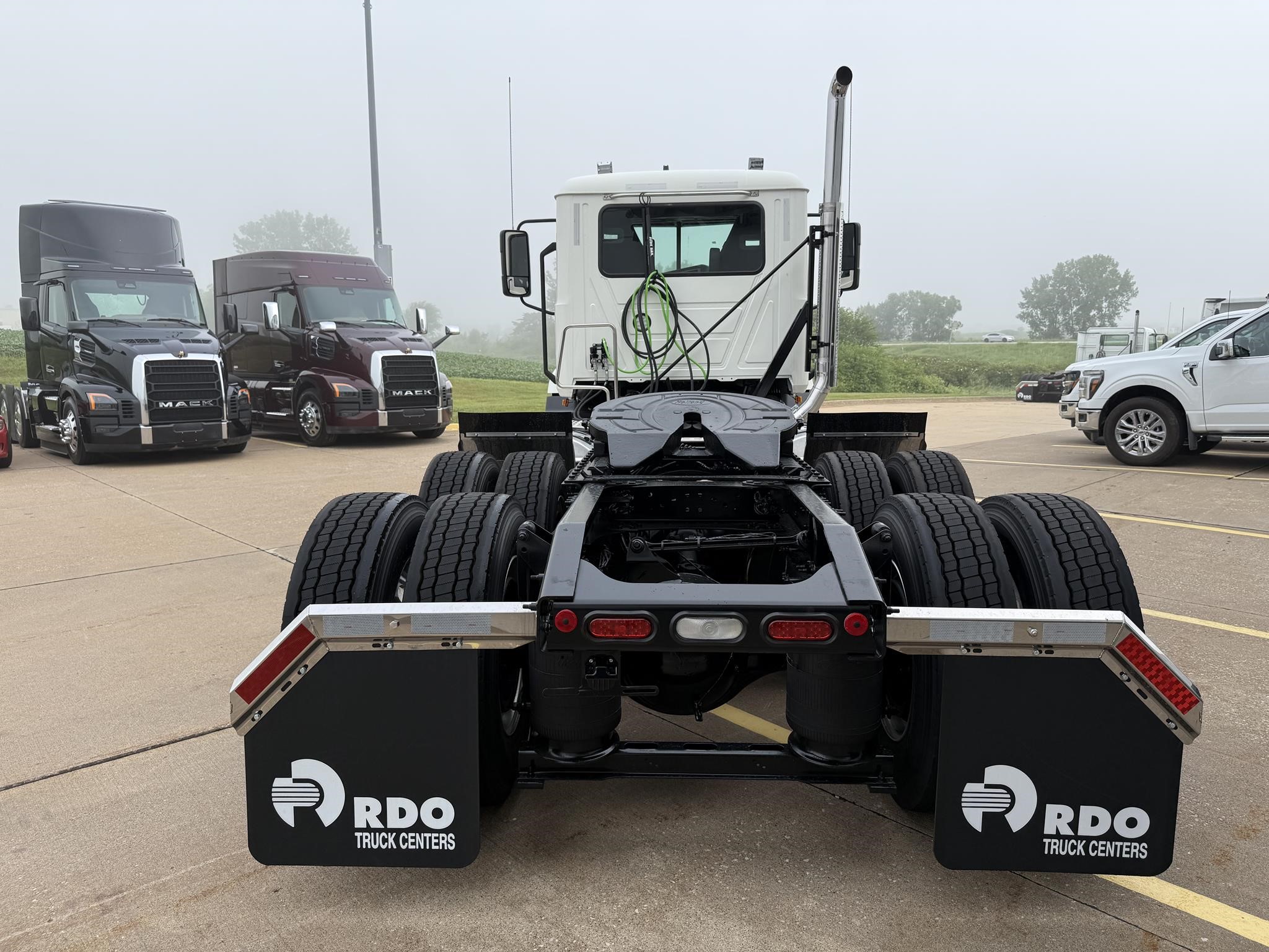 2026 MACK ANTHEM 64T - image 5 of 6
