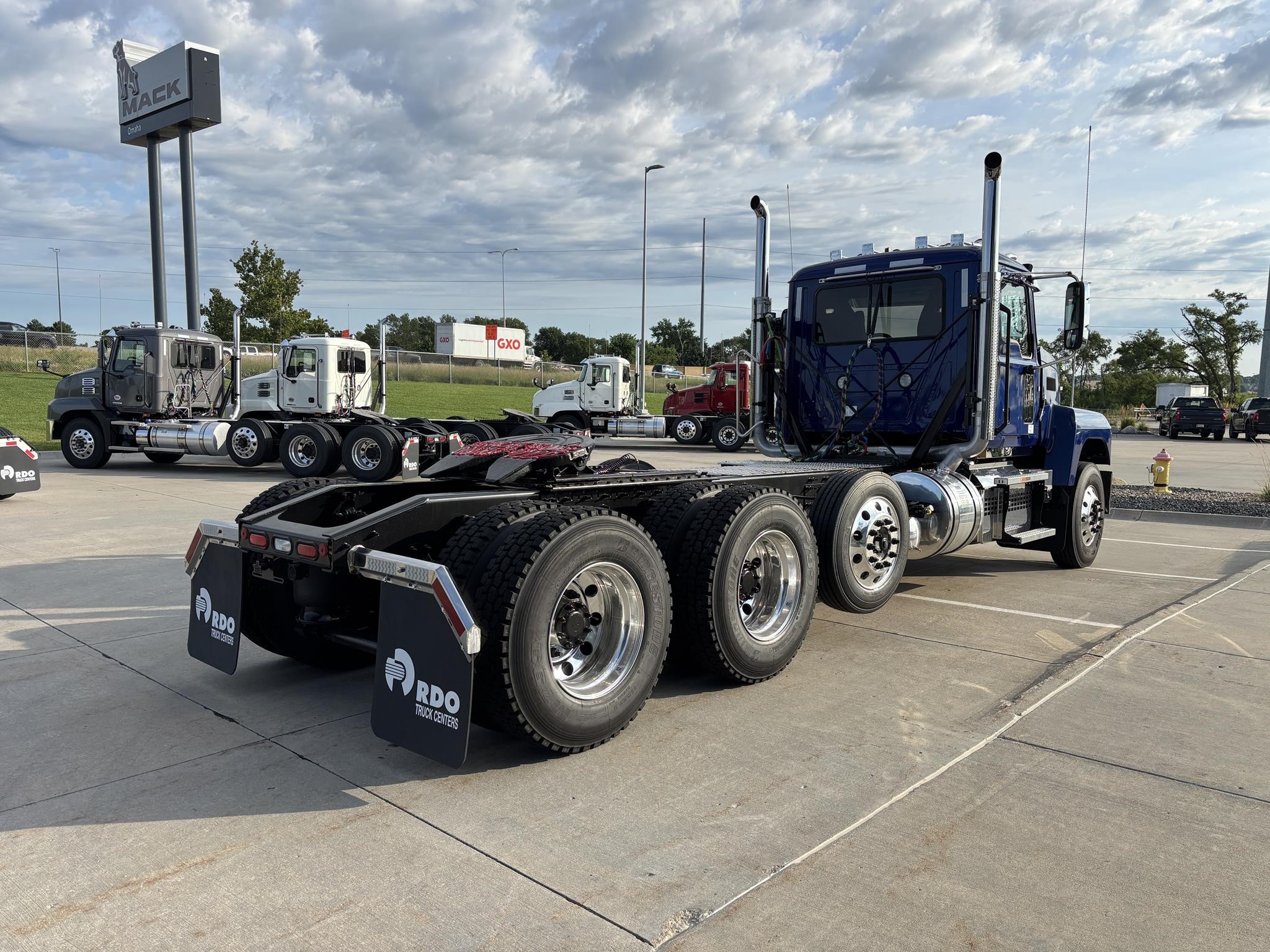 2026 MACK PINNACLE 84T - image 5 of 6