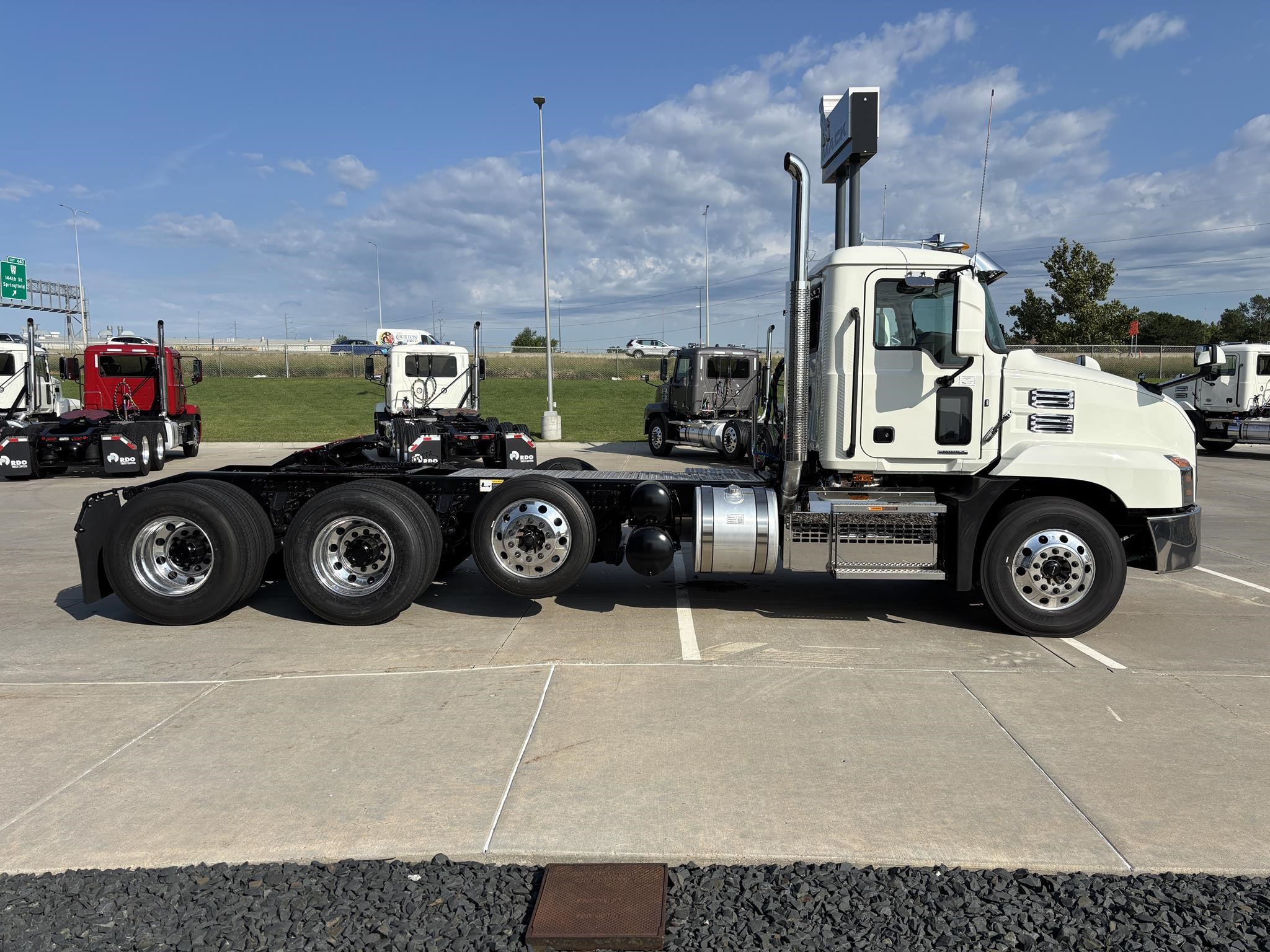 2026 MACK ANTHEM 84T - image 6 of 6