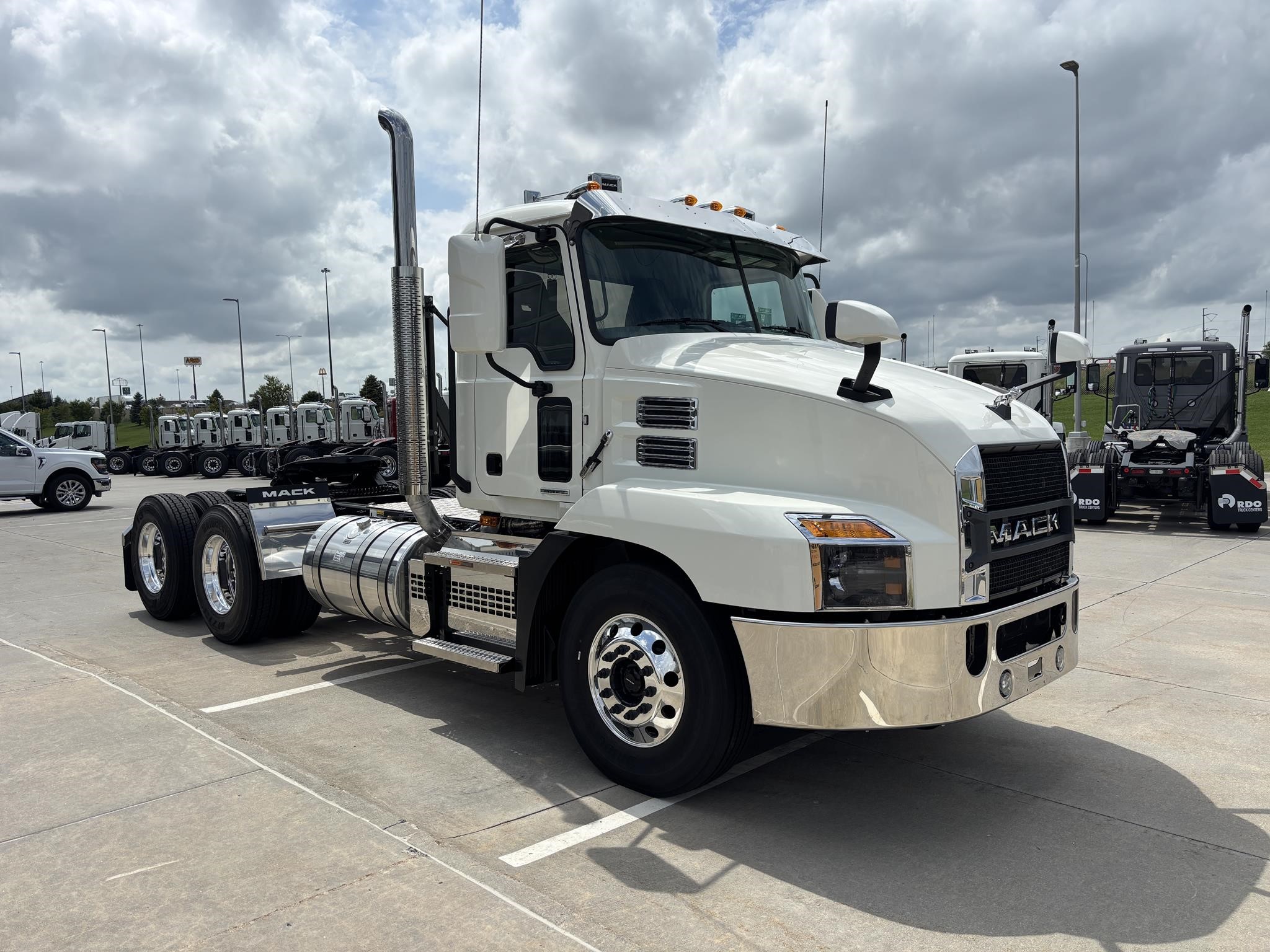 2026 MACK ANTHEM 64T - image 6 of 6