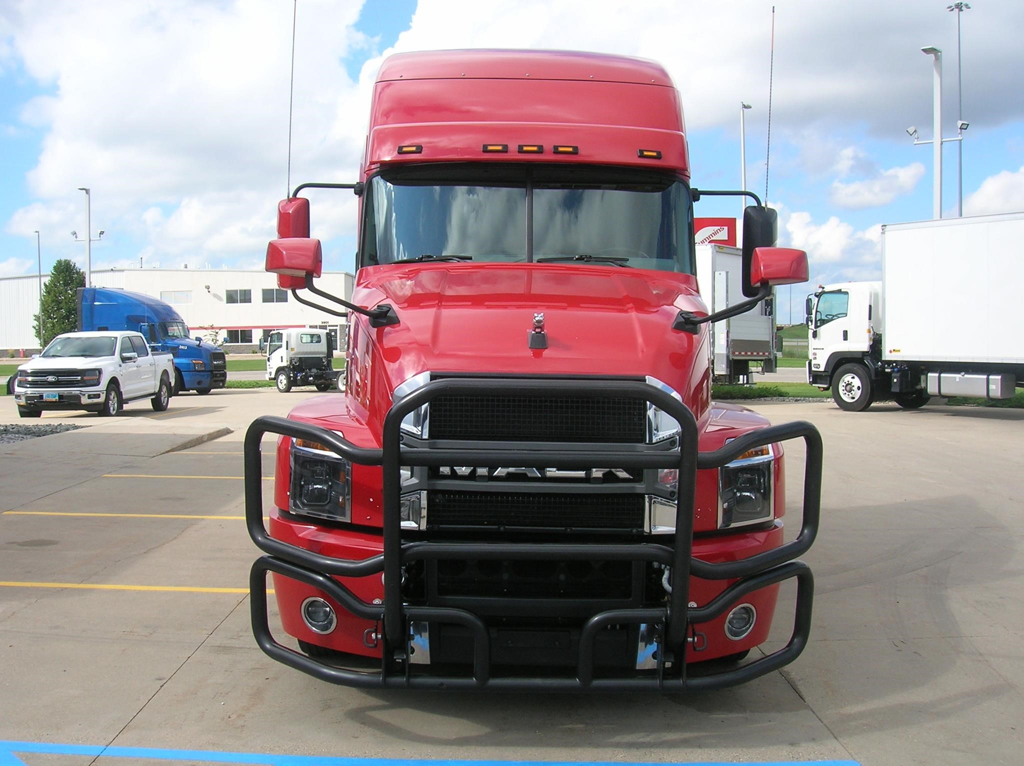 2022 MACK ANTHEM 64T - image 2 of 6