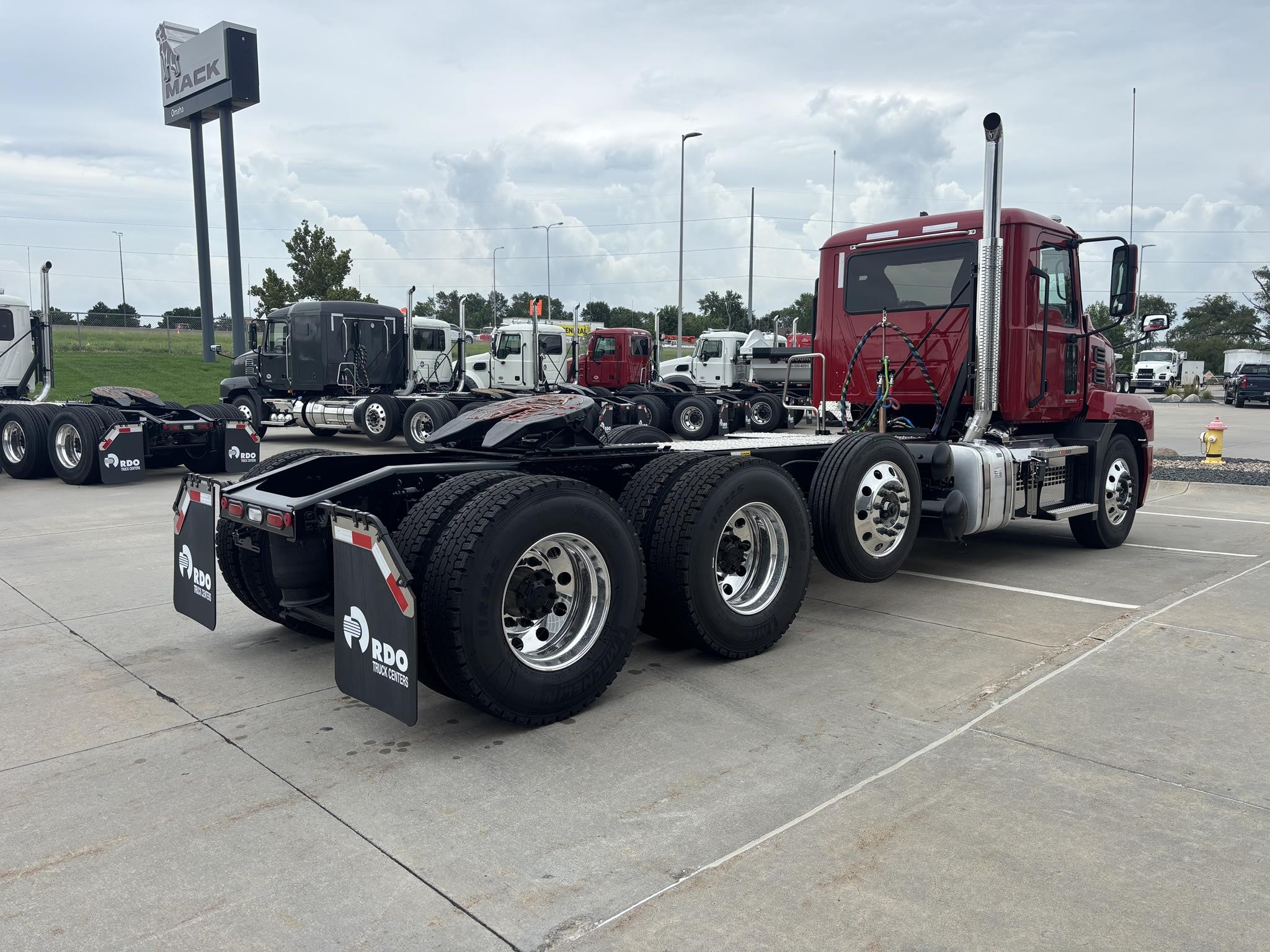 2026 MACK ANTHEM 84T - image 5 of 6