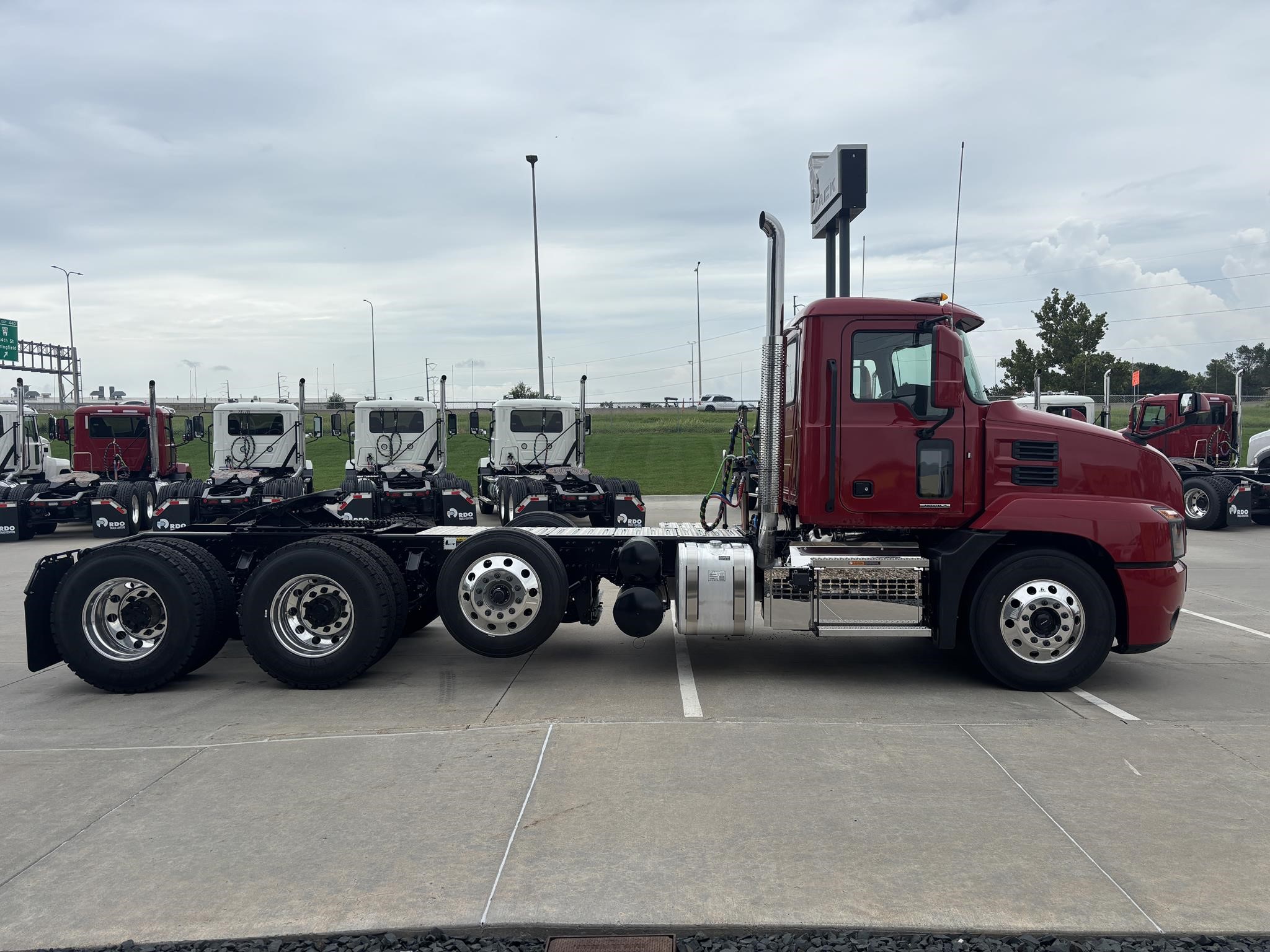 2026 MACK ANTHEM 84T - image 6 of 6