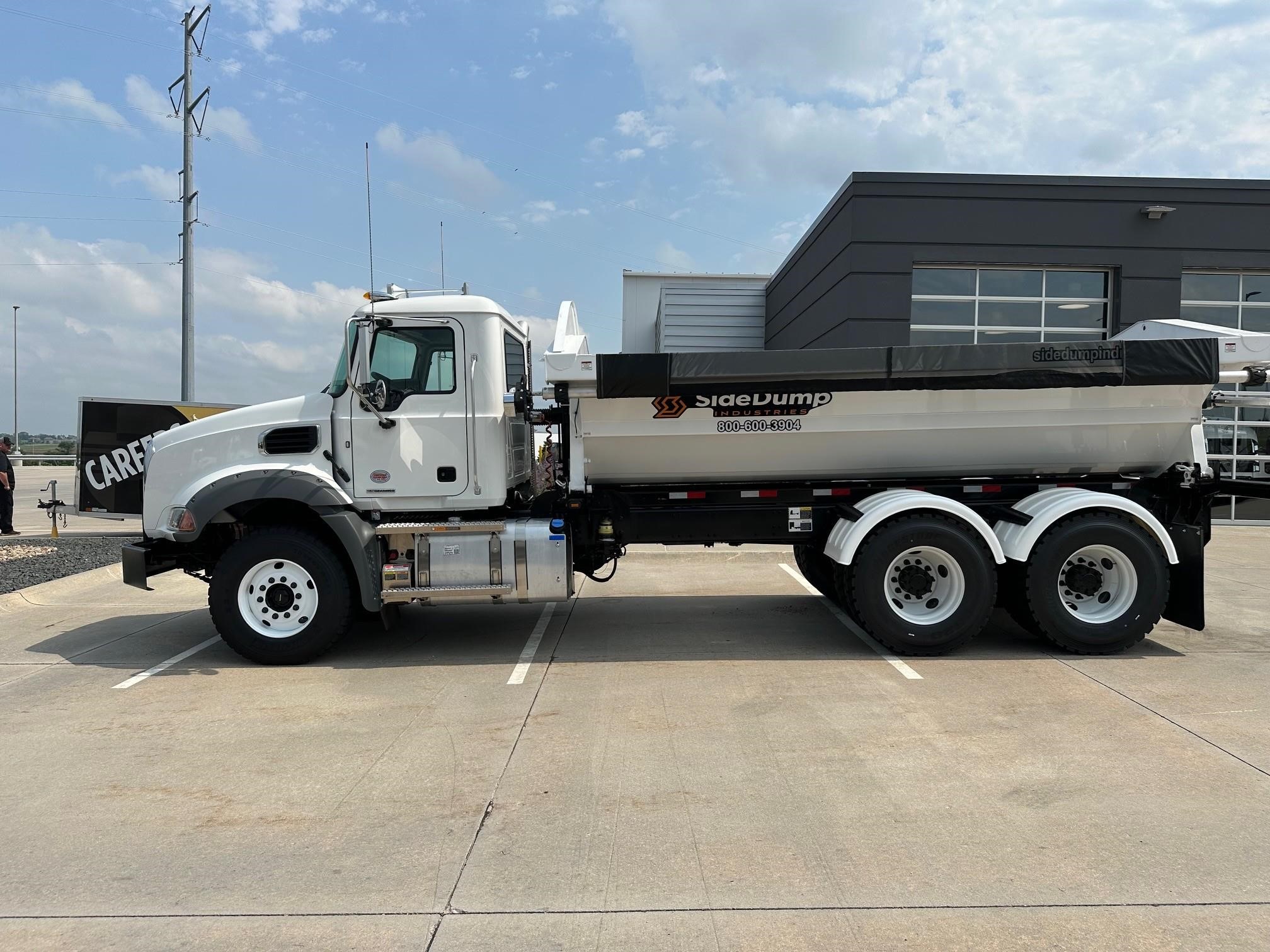 2026 MACK GRANITE 64BR - image 2 of 6