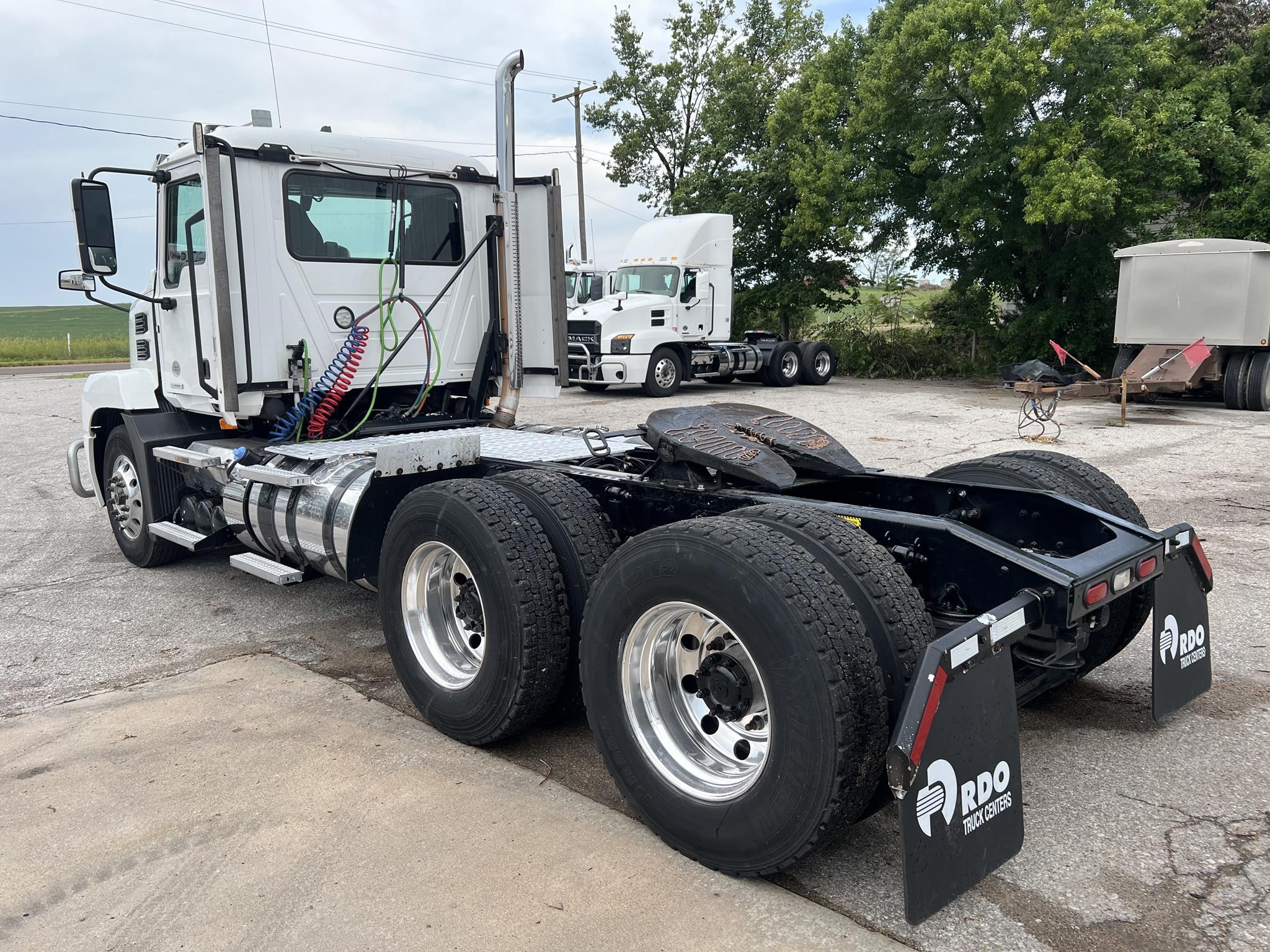2020 MACK ANTHEM 64T - image 3 of 6