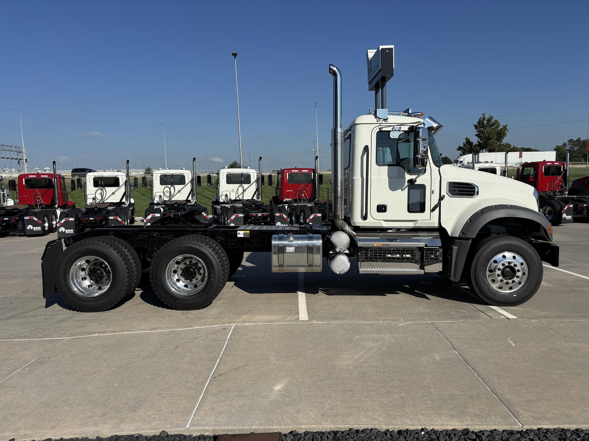 2026 MACK GRANITE 64FT - image 6 of 6