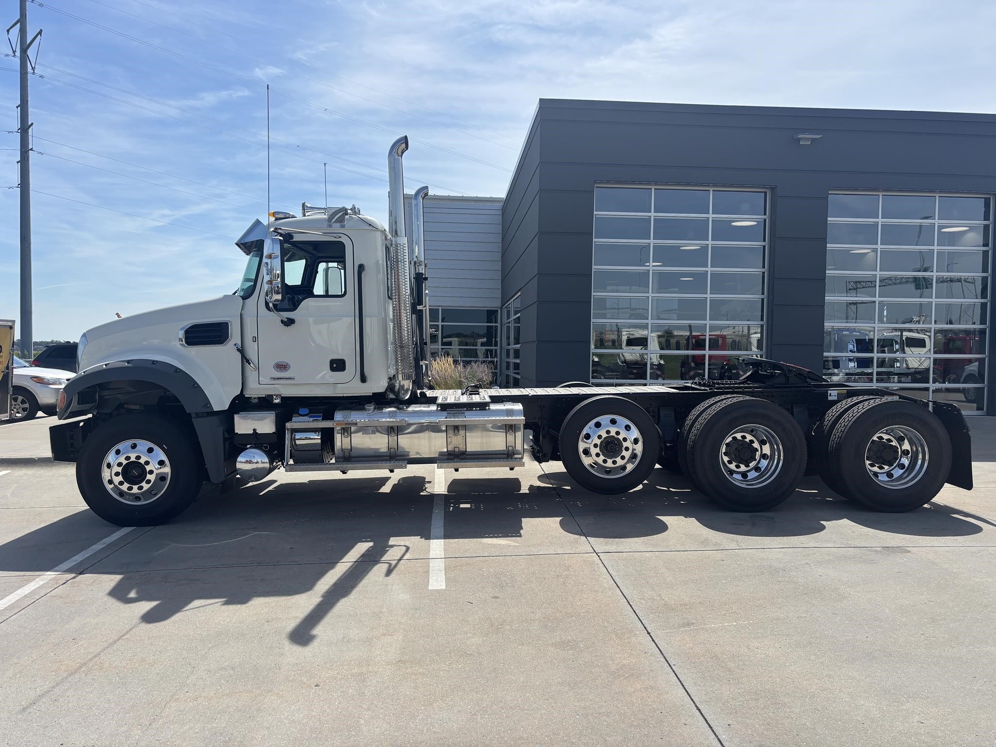 2026 MACK GRANITE 84FT - image 1 of 6