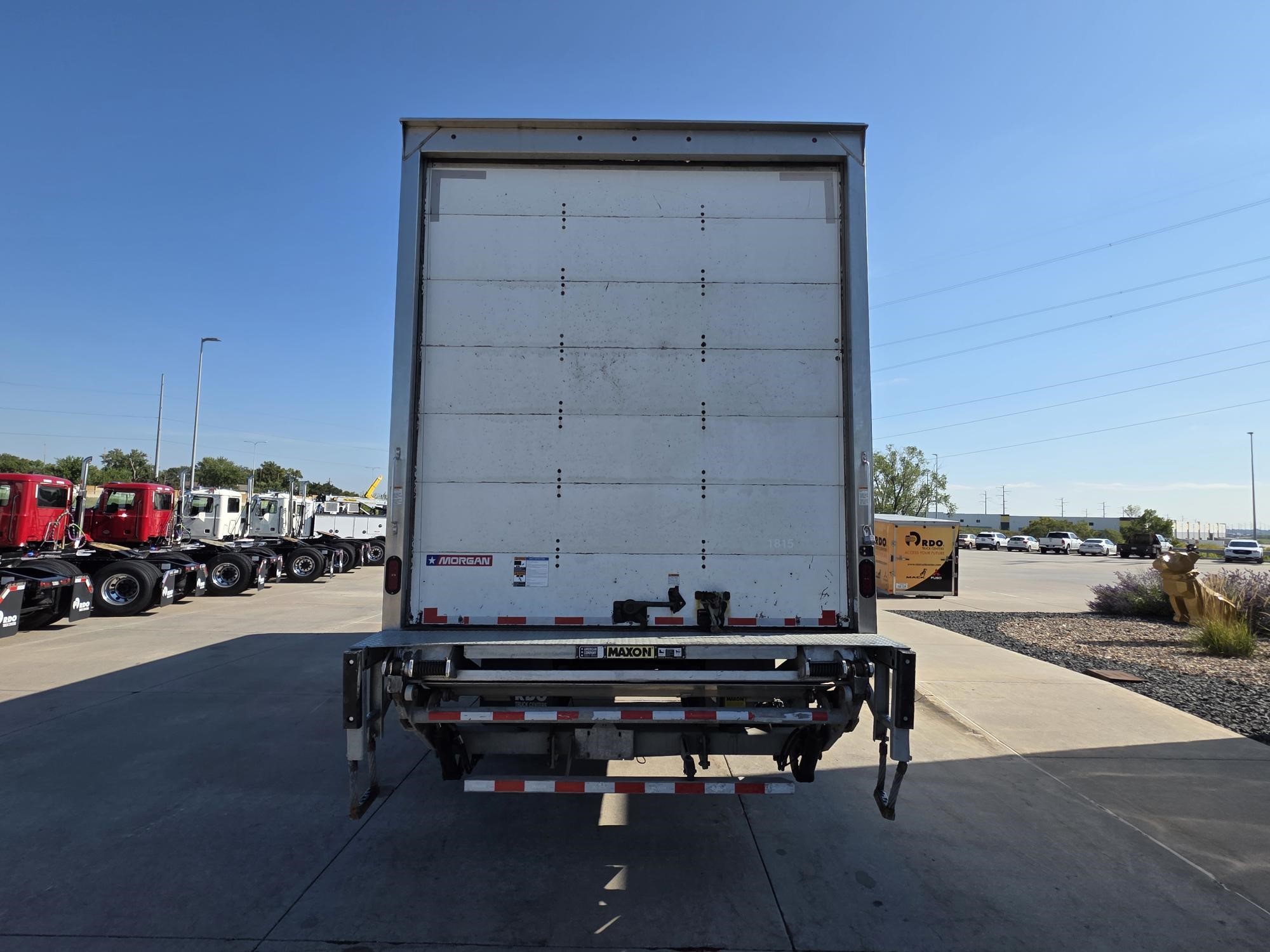 2022 MACK MD6 - image 4 of 6