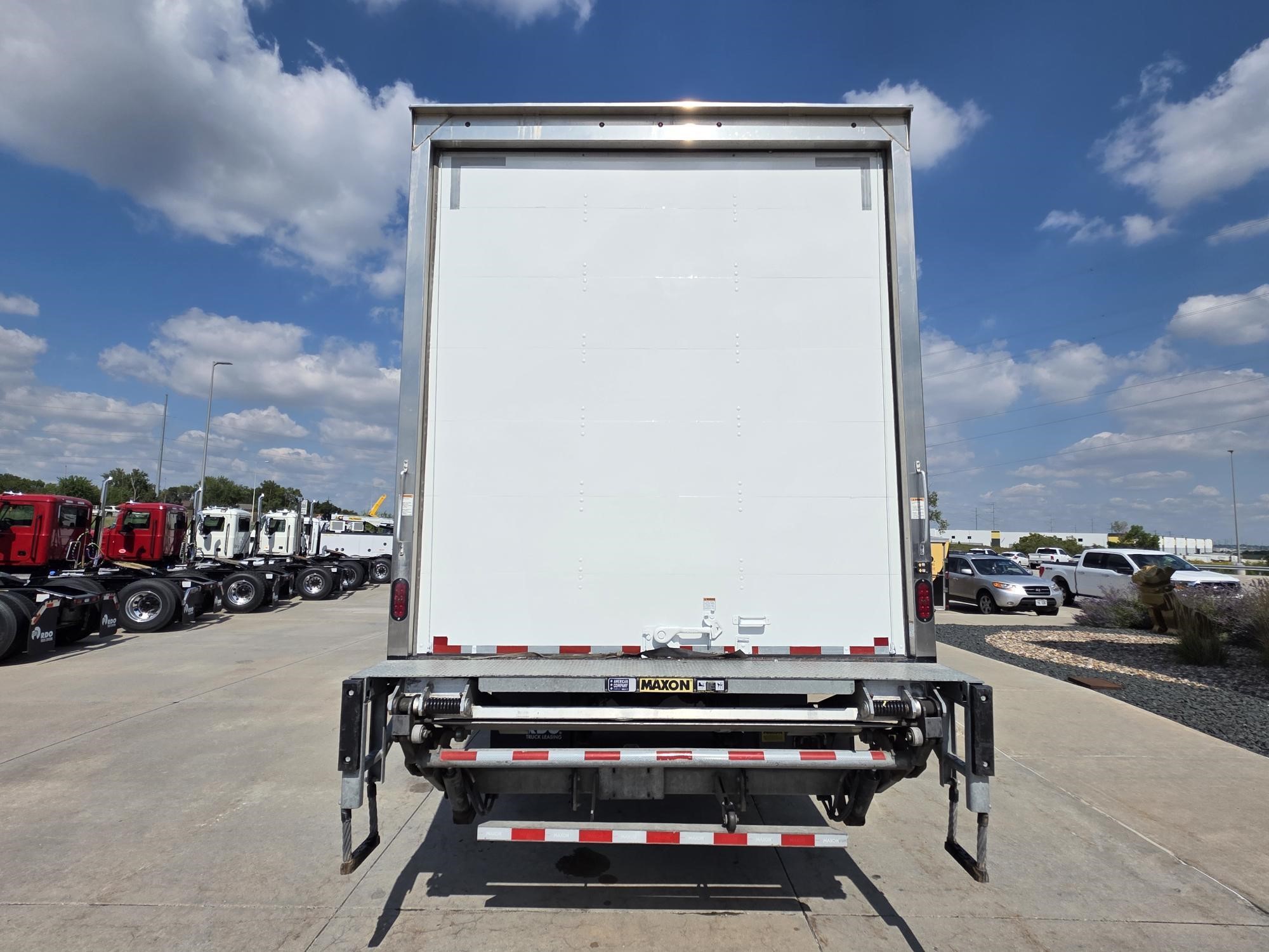 2022 MACK MD6 - image 4 of 6