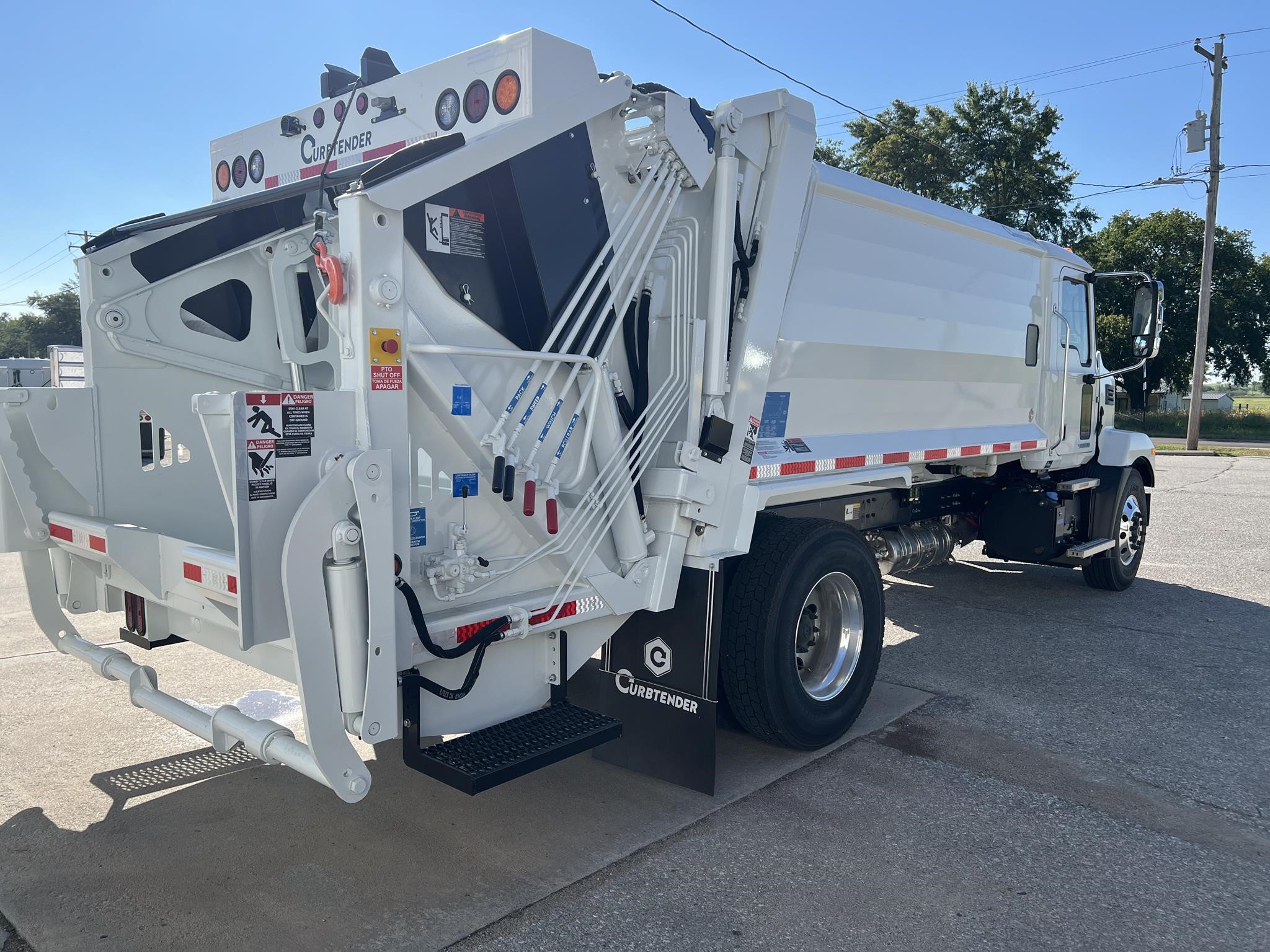 2026 MACK MD7 - image 5 of 6