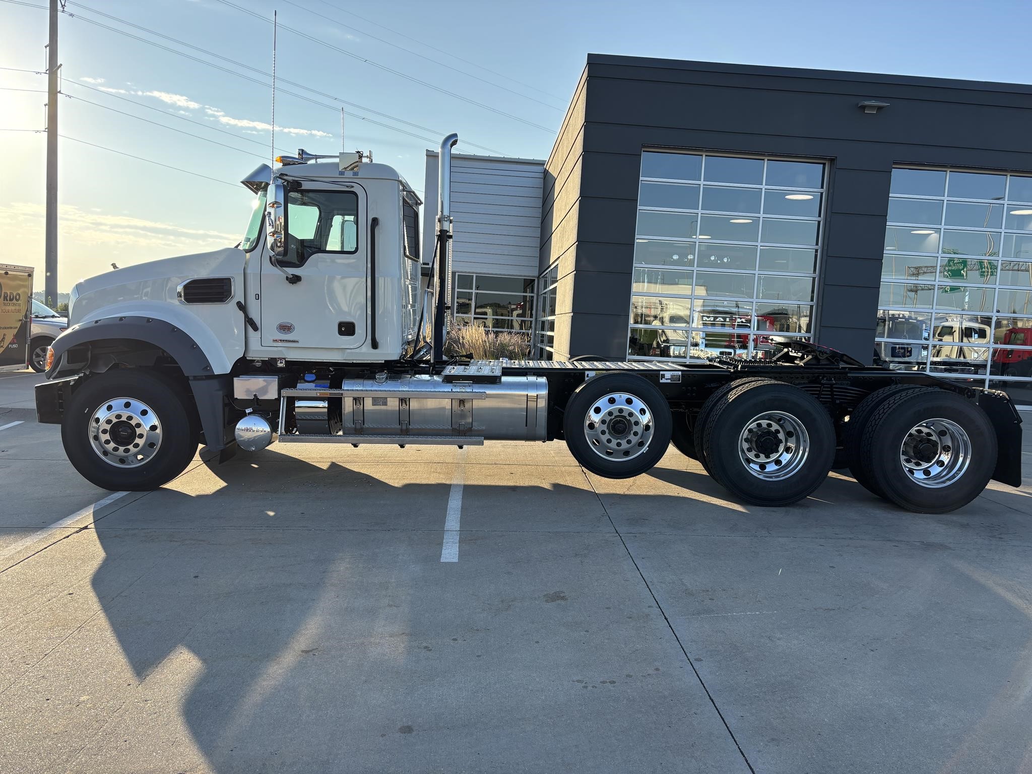 2026 MACK GRANITE 84FT - image 2 of 6