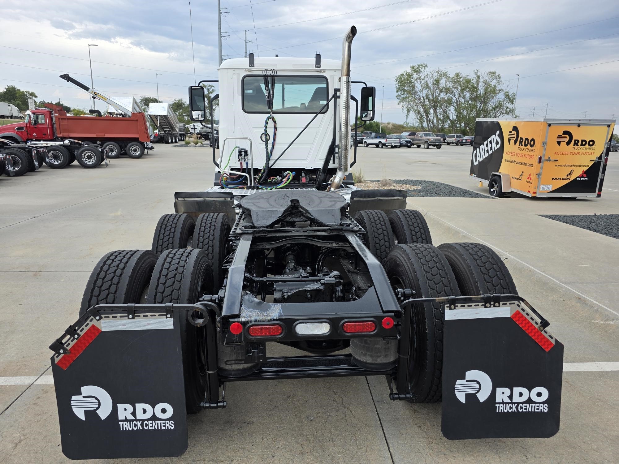 2023 MACK ANTHEM 64T - image 4 of 6