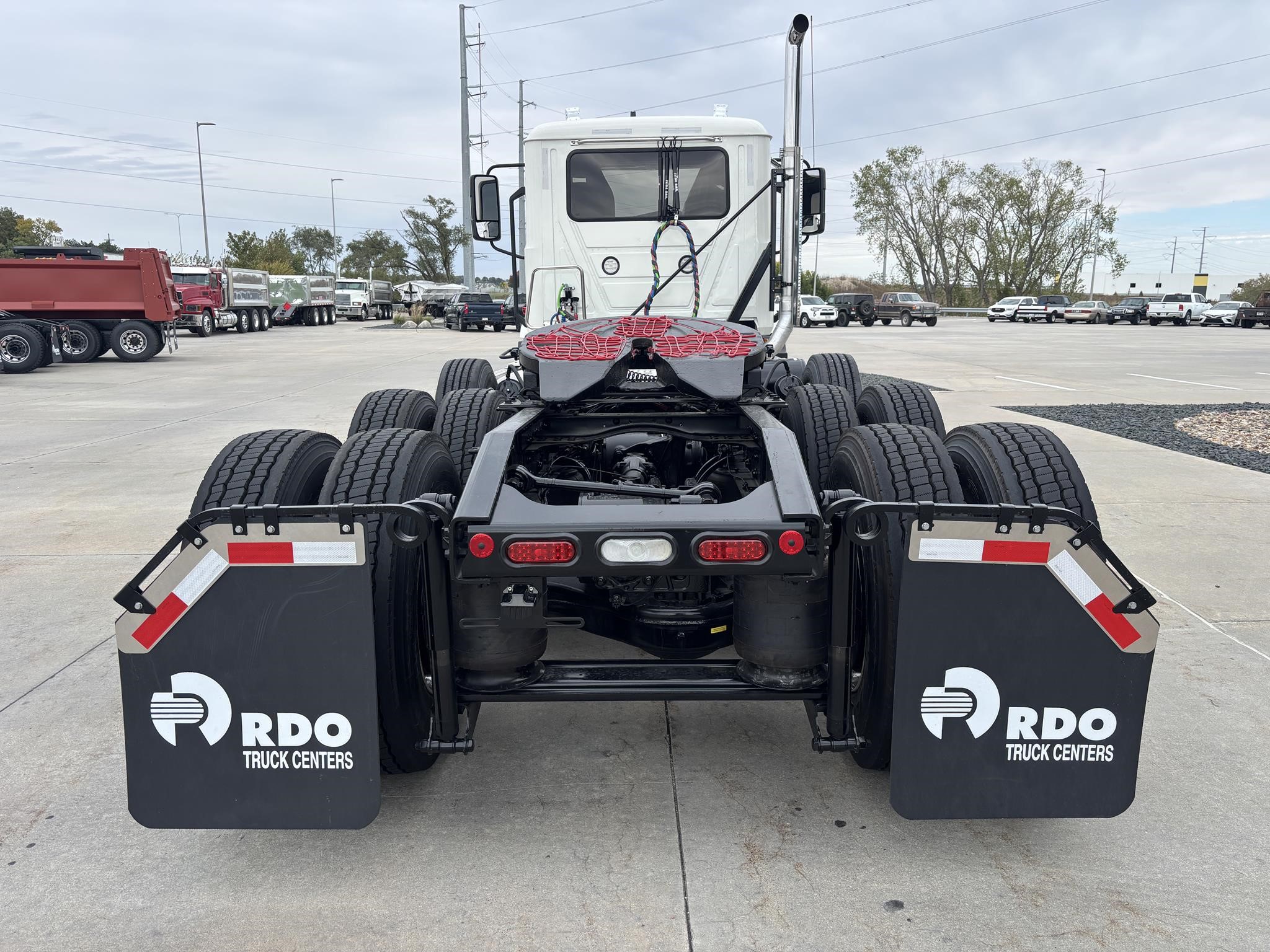 2026 MACK ANTHEM 84T 2026 MACK ANTHEM 84T - image 4 of 6