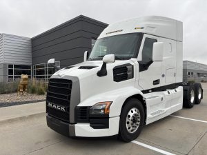 2026 MACK PIONEER 64T 10016705443
