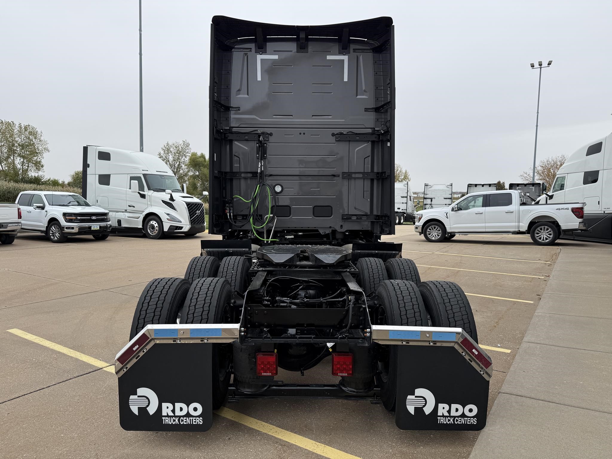 2026 MACK PIONEER 64T 2026 MACK PIONEER 64T - image 5 of 6