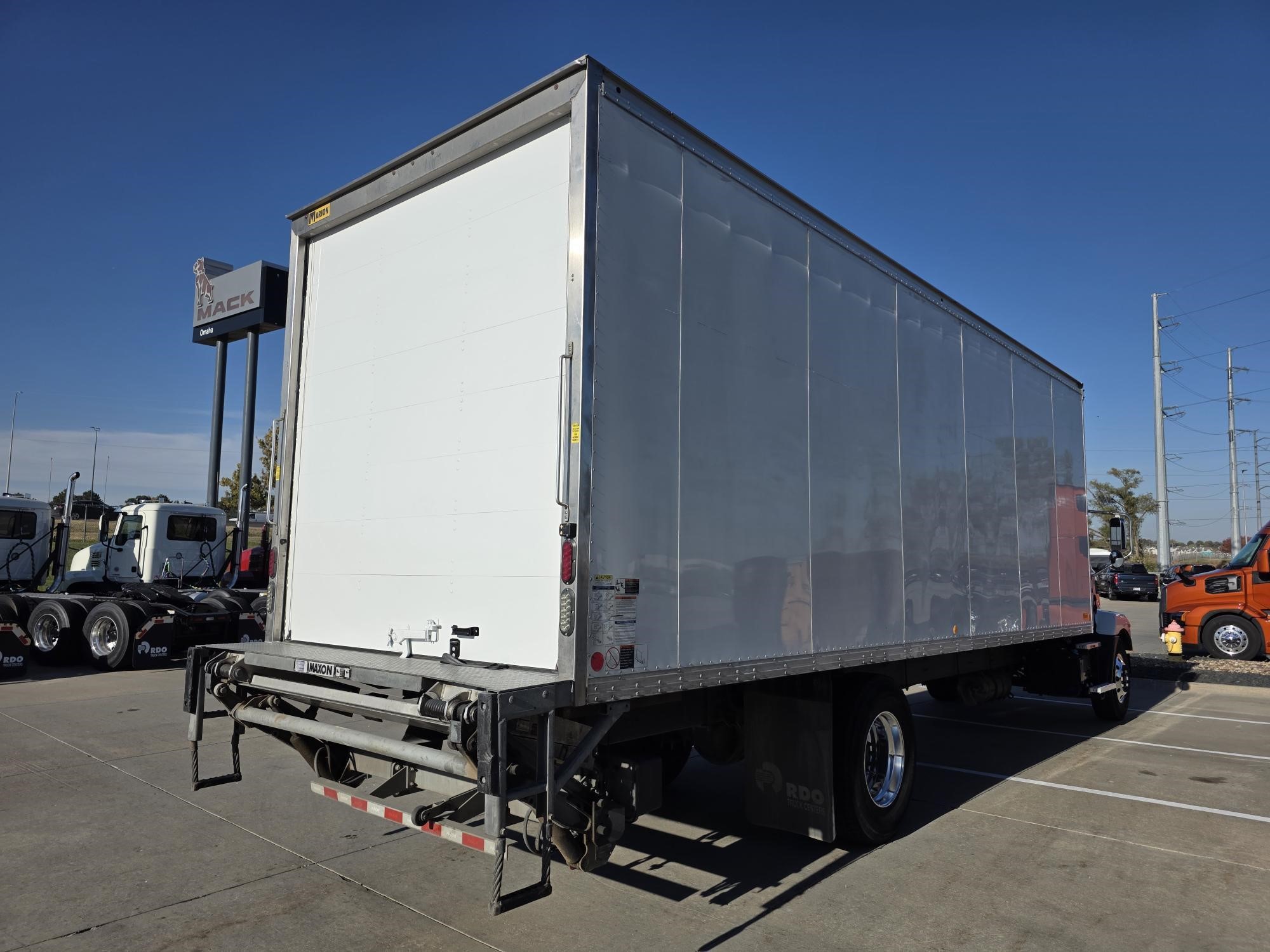 2022 MACK MD6 2022 MACK MD6 - image 5 of 6