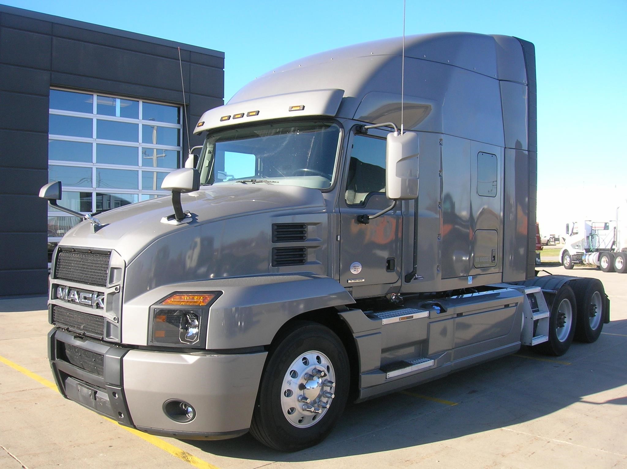 2019 MACK ANTHEM 64T 2019 MACK ANTHEM 64T - image 1 of 6