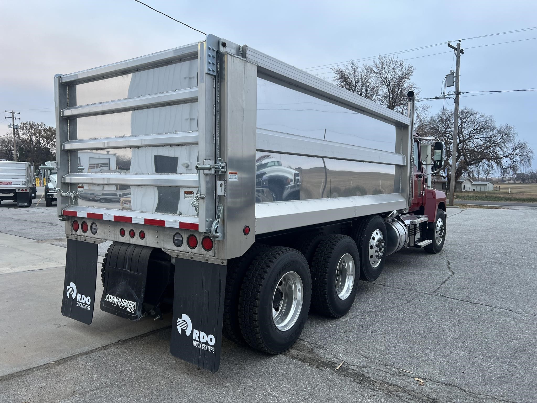 2026 MACK PINNACLE 64R 2026 MACK PINNACLE 64R - image 5 of 6