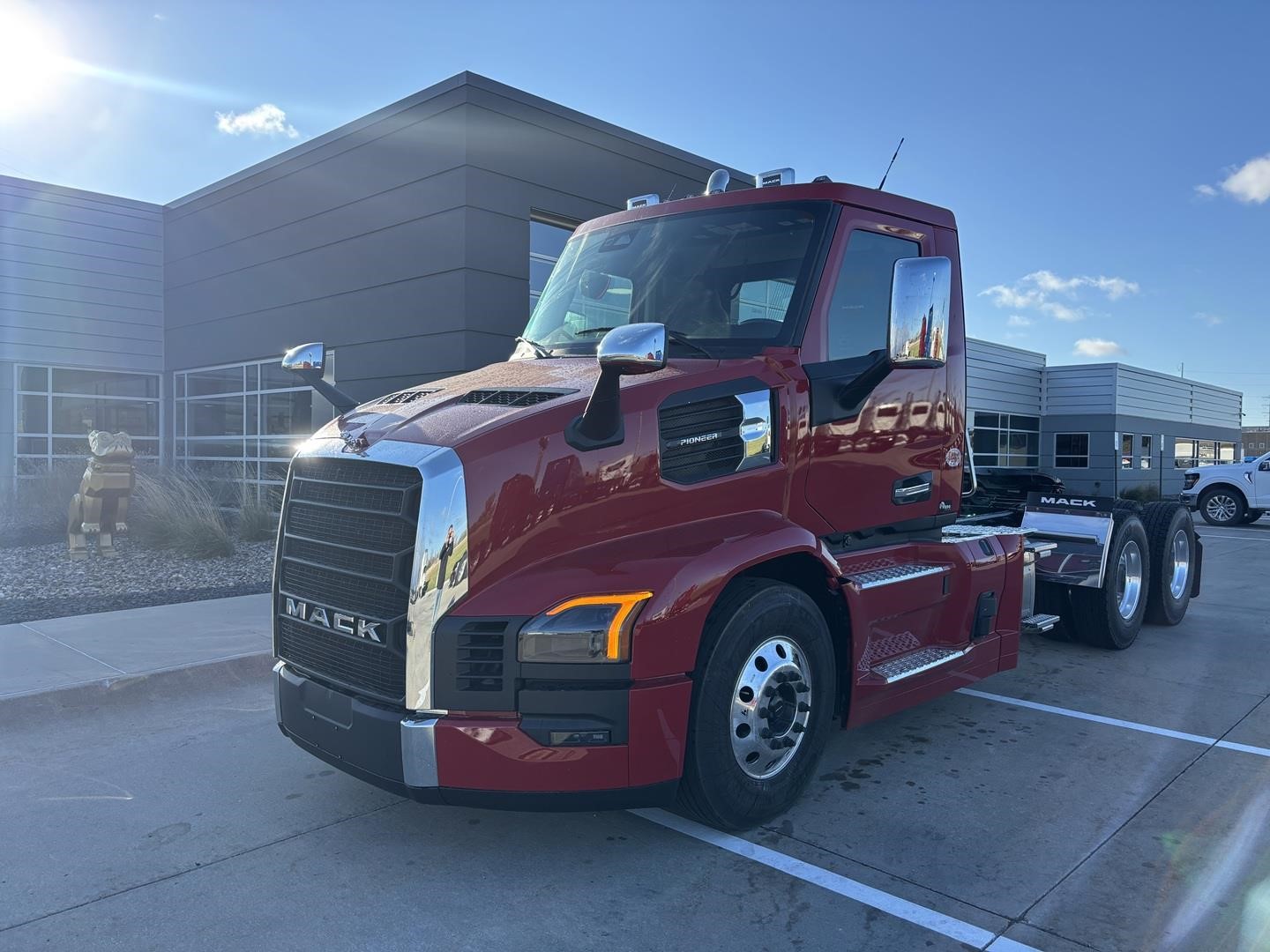 2026 MACK PIONEER 64T 2026 MACK PIONEER 64T - image 1 of 6