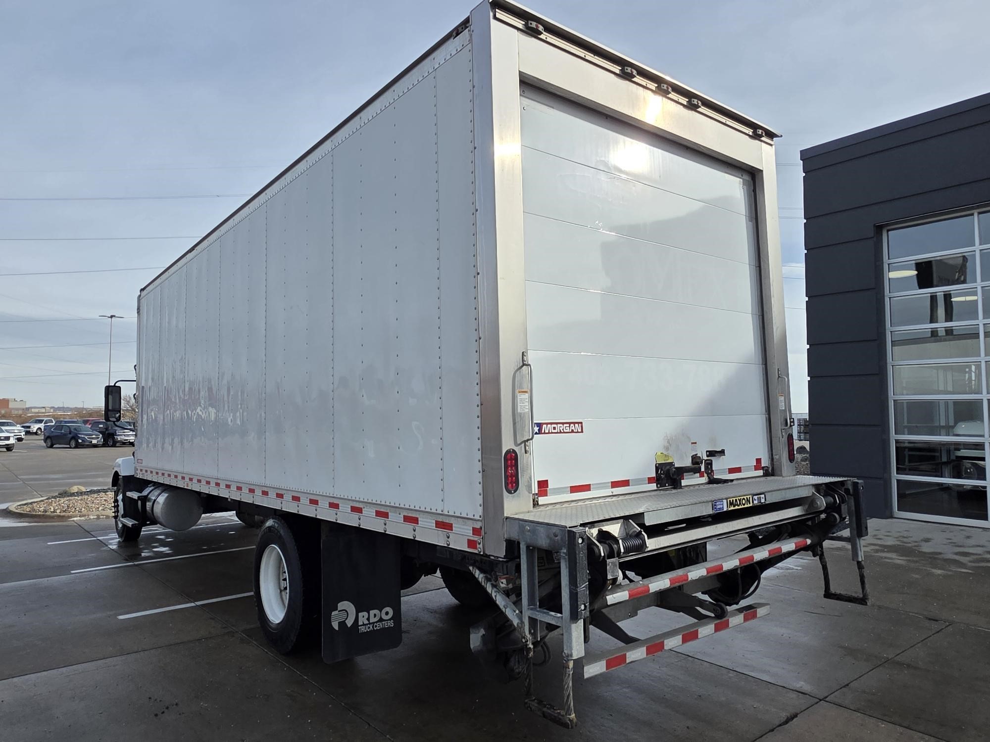 2022 MACK MD6 - image 3 of 6