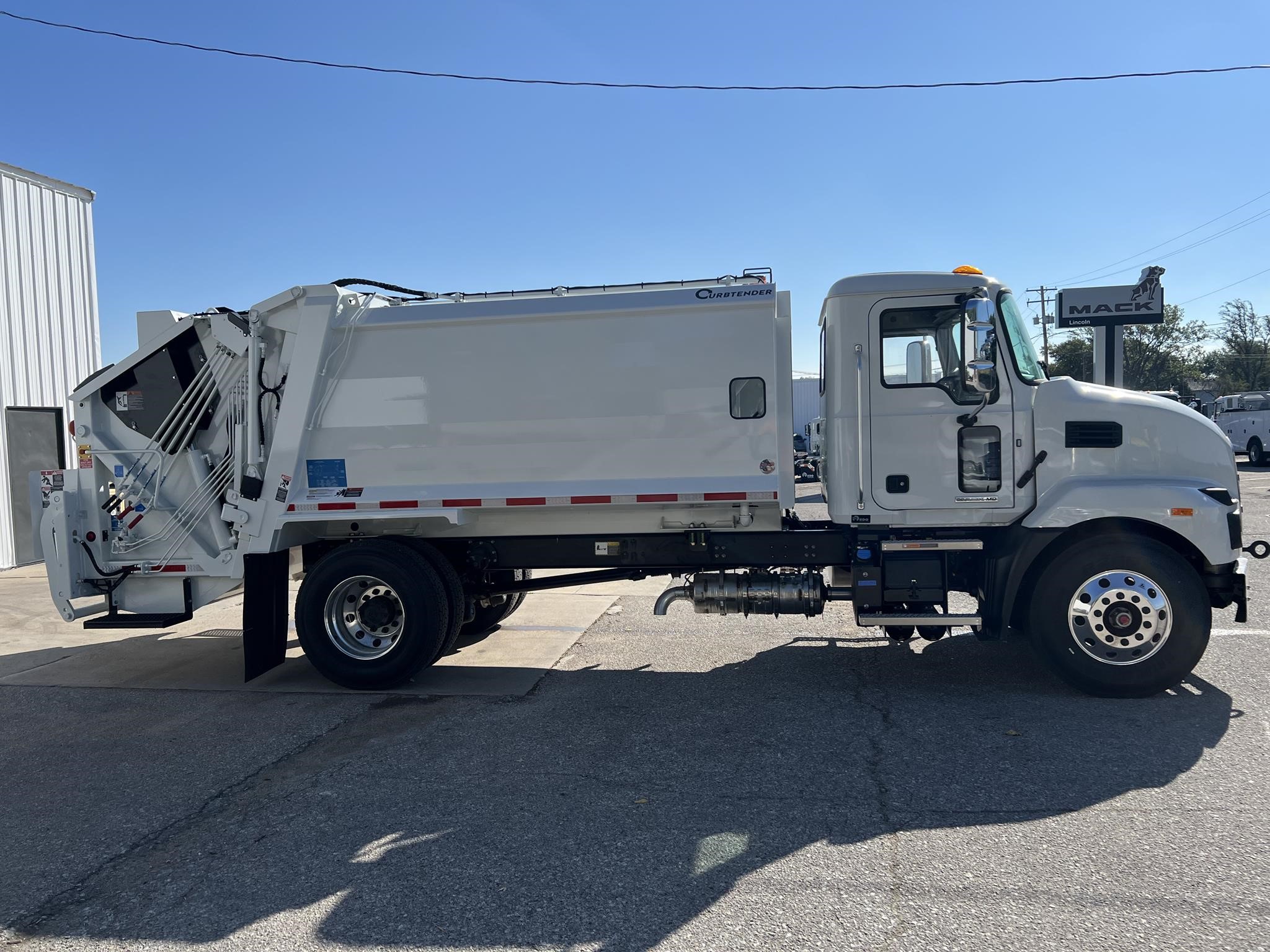 2026 MACK MD6 - image 6 of 6