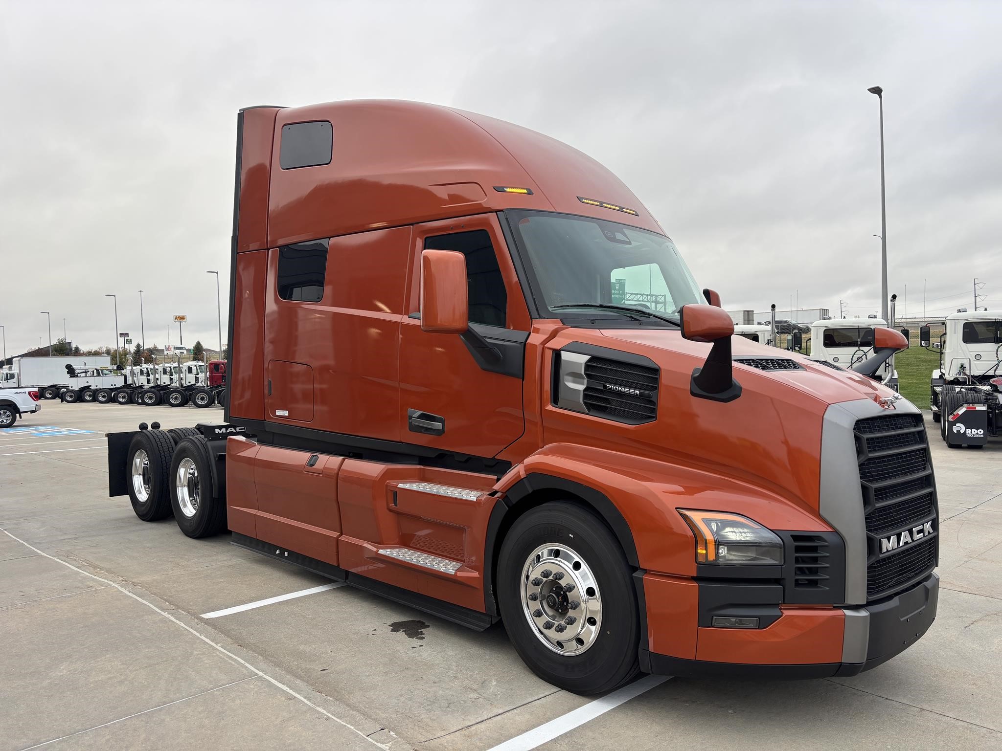 2026 MACK PIONEER 64T - image 6 of 6